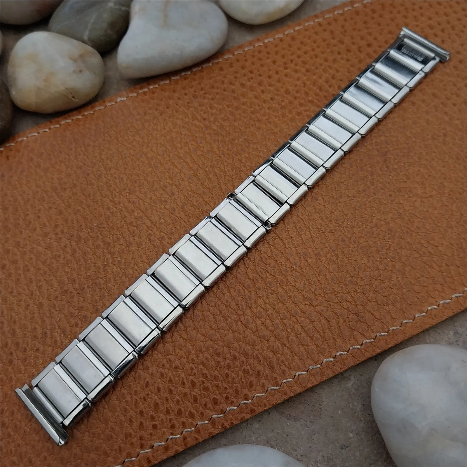 18mm 17mm German Wire Lug Stainless Steel Stretch Unused 1960s Watch Band