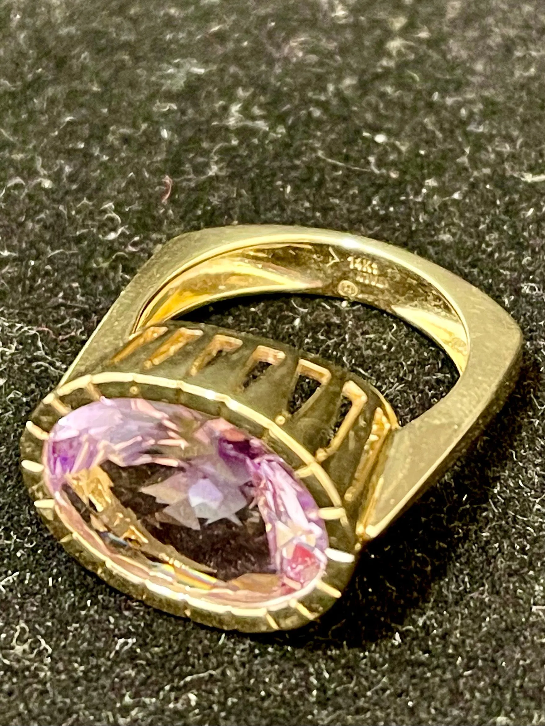 1940's Italian Designer Ring with Amethyst in SYG - $6K APR Value w/CoA!