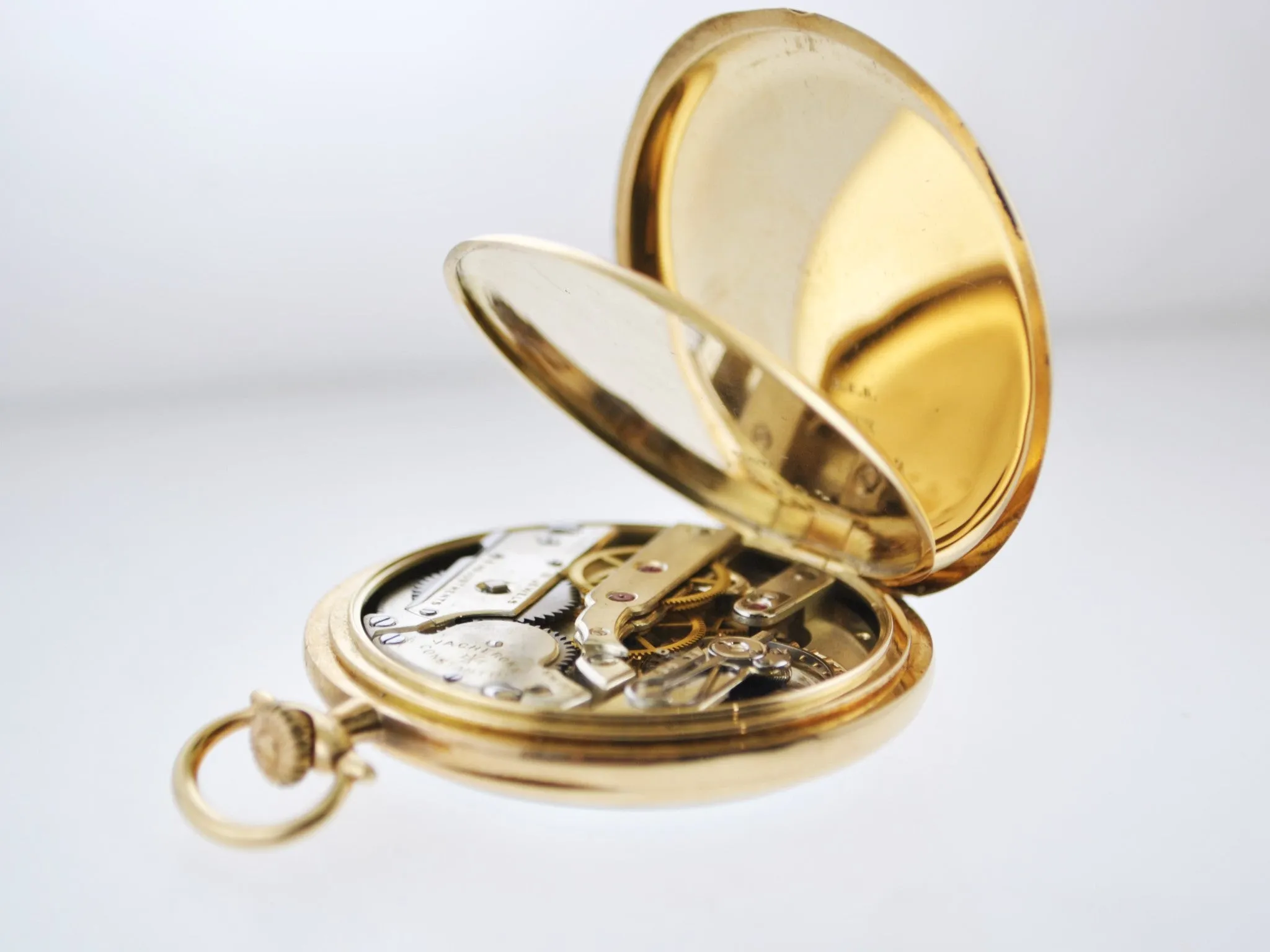 1940's Vacheron Constantin Pocket Watch Ultra Thin Double Case in Yellow Gold 19J - $10K VALUE