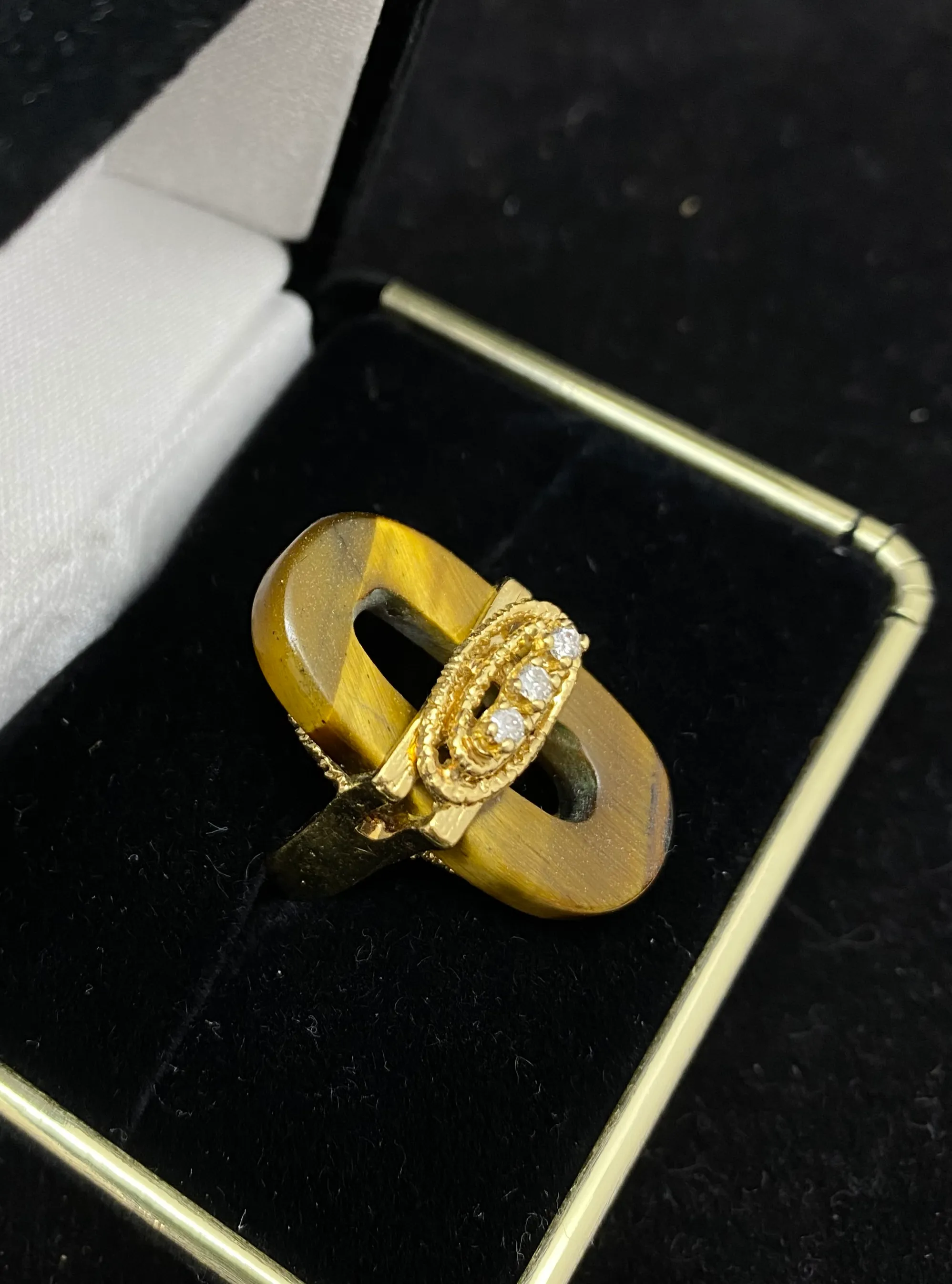 1960's Unique 20cts Tiger Eye Solid Yellow Gold Diamond Ring - $6K Appraisal Value w/ CoA!