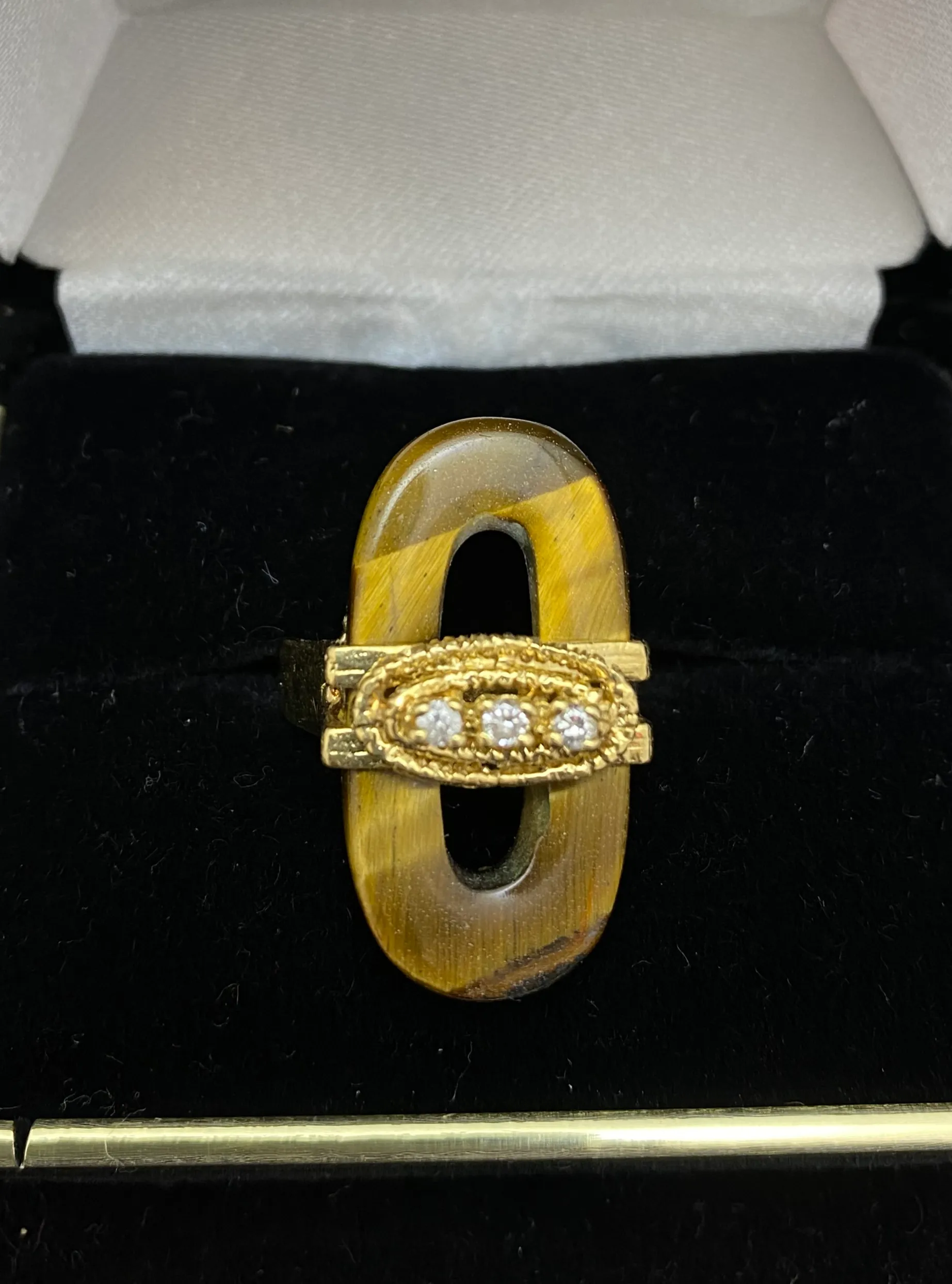 1960's Unique 20cts Tiger Eye Solid Yellow Gold Diamond Ring - $6K Appraisal Value w/ CoA!