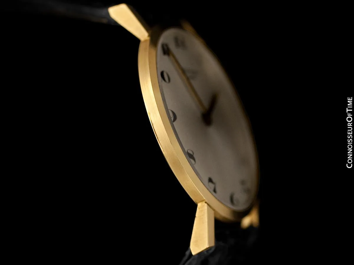 1966 Patek Philippe Vintage Mens Midsize "Ultra Thin" Wristwatch, Ref. 3512 - 18K Gold