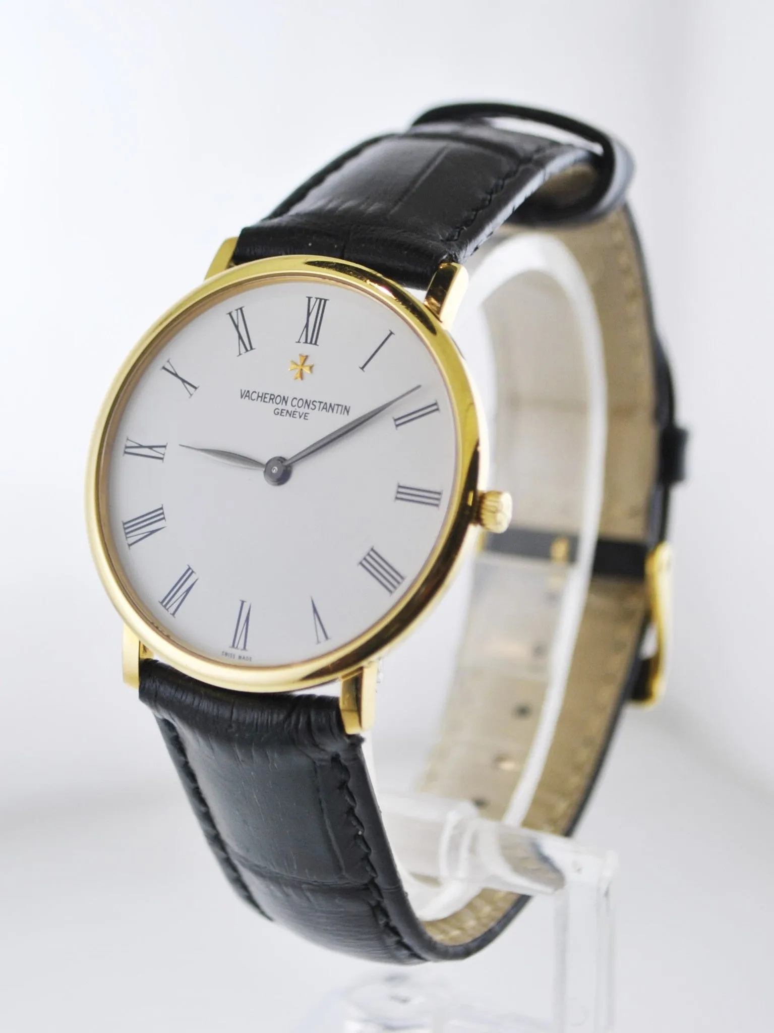 1970's Vacheron Constantin Round Ultra Thin Wristwatch in 18 Karat Yellow Gold - $35K VALUE