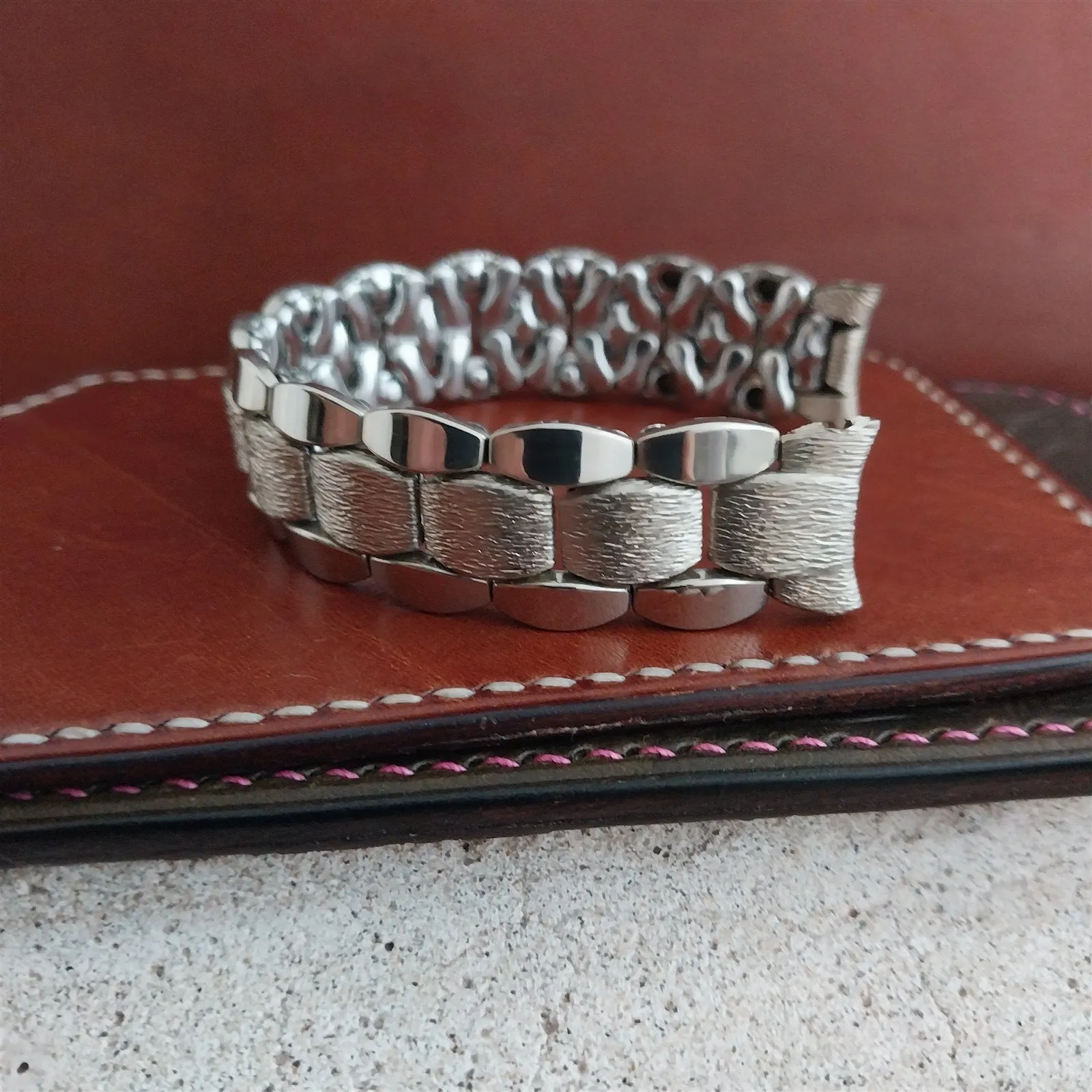 5/8" 10k White Gold Filled Apex Quadra-Flex Unused MCM 1950s Vintage Watch Band