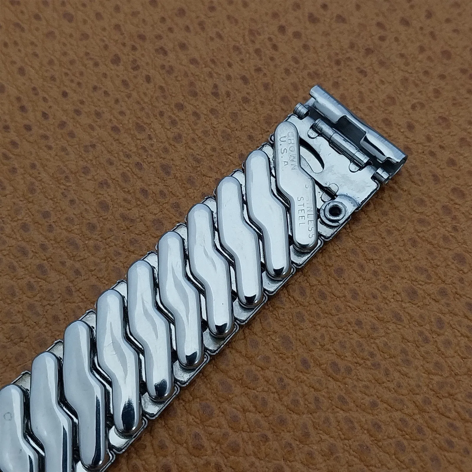 5/8" Crown USA 1950s Short Stainless Steel Expansion nos Vintage Watch Band