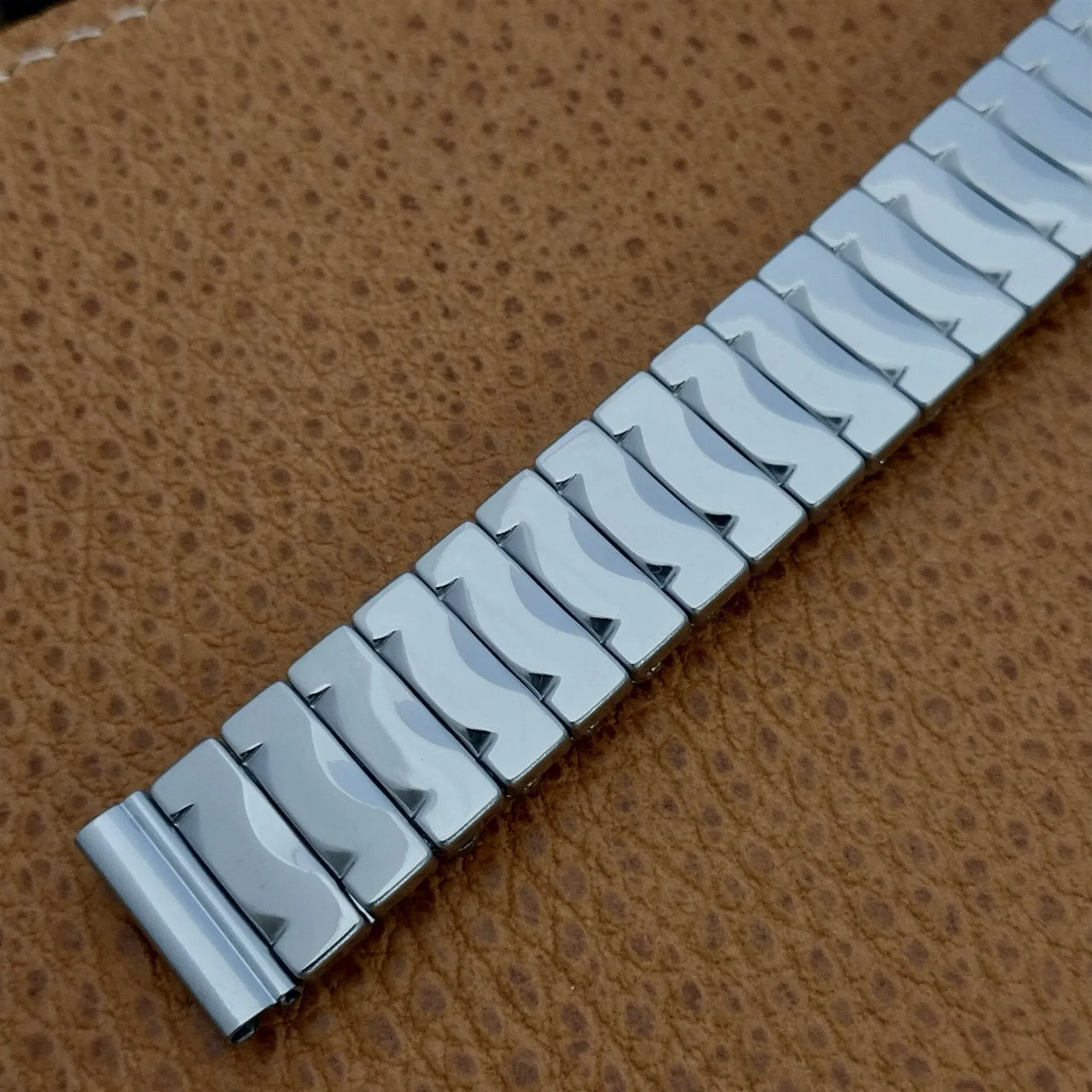 5/8" Crown USA 1950s Short Stainless Steel Expansion nos Vintage Watch Band