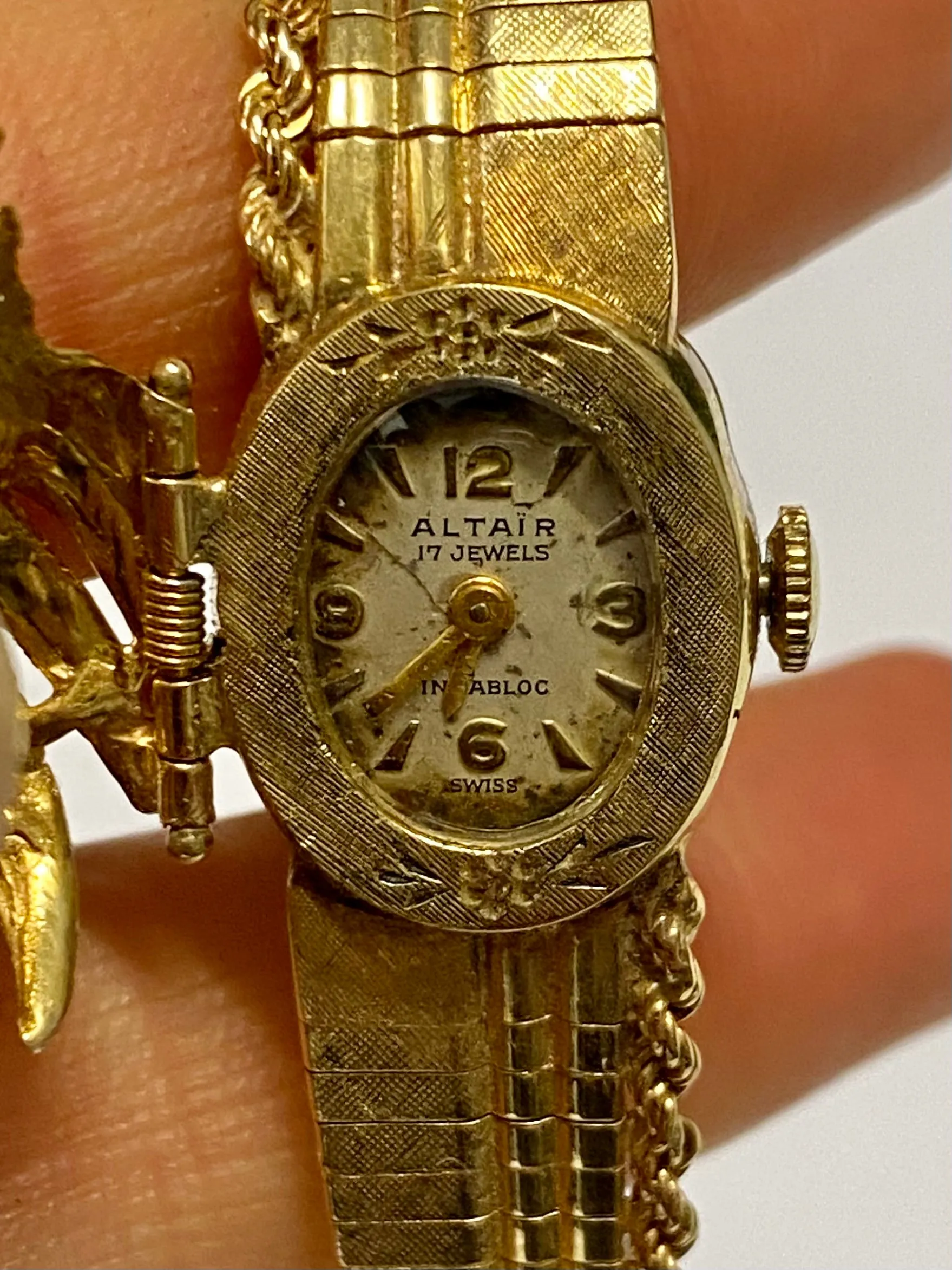 ALTAIR Vintage SG w/ Flower Leaf Top and Diamonds Ladies Watch- $16K APR w/ COA!