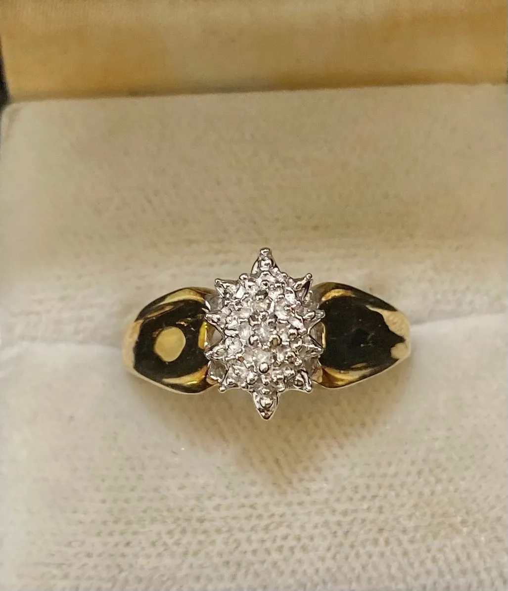 Amazing Solid Yellow Gold Diamond Cluster Ring - $2K Appraisal Value w/CoA}