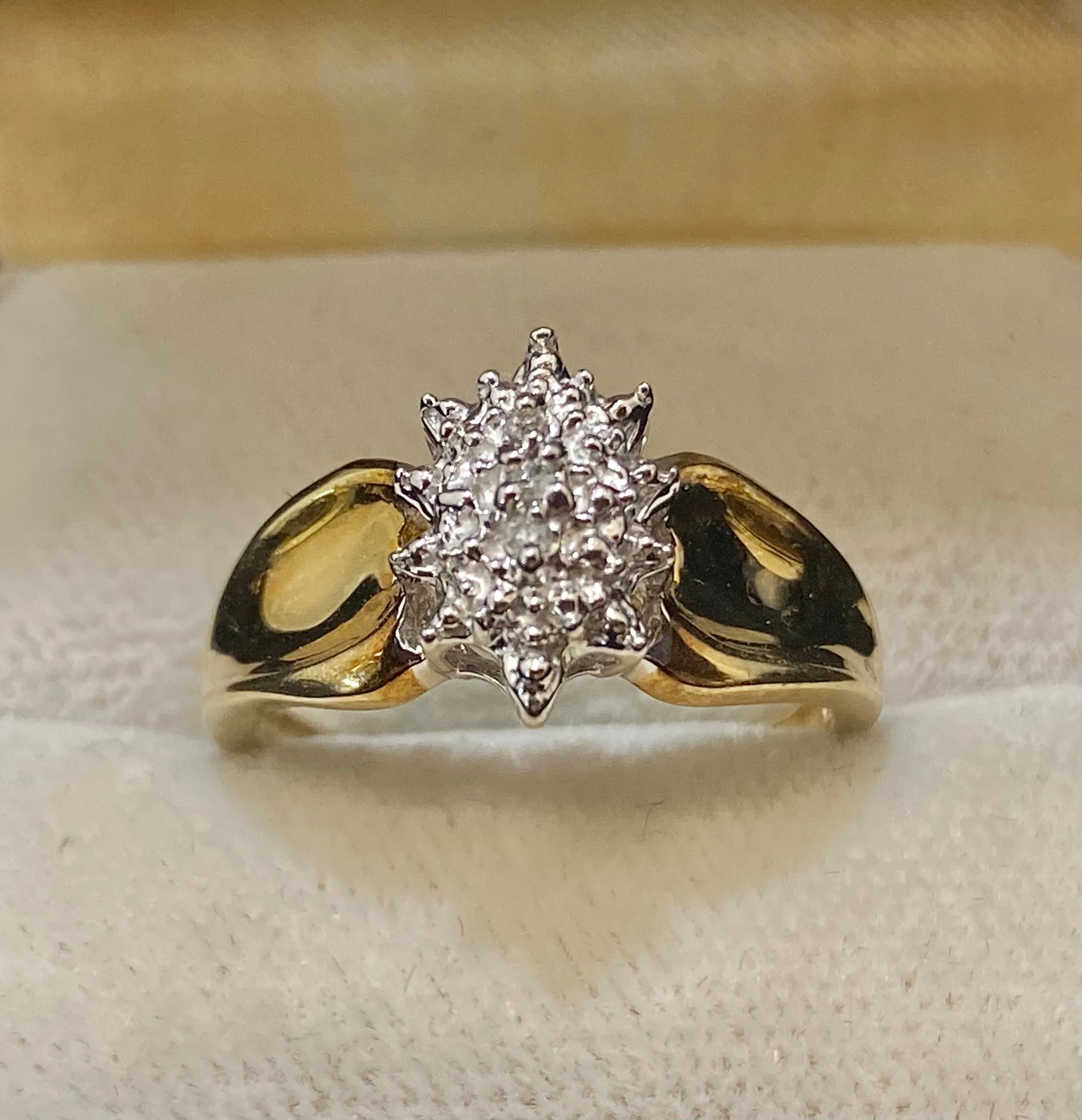 Amazing Solid Yellow Gold Diamond Cluster Ring - $2K Appraisal Value w/CoA}