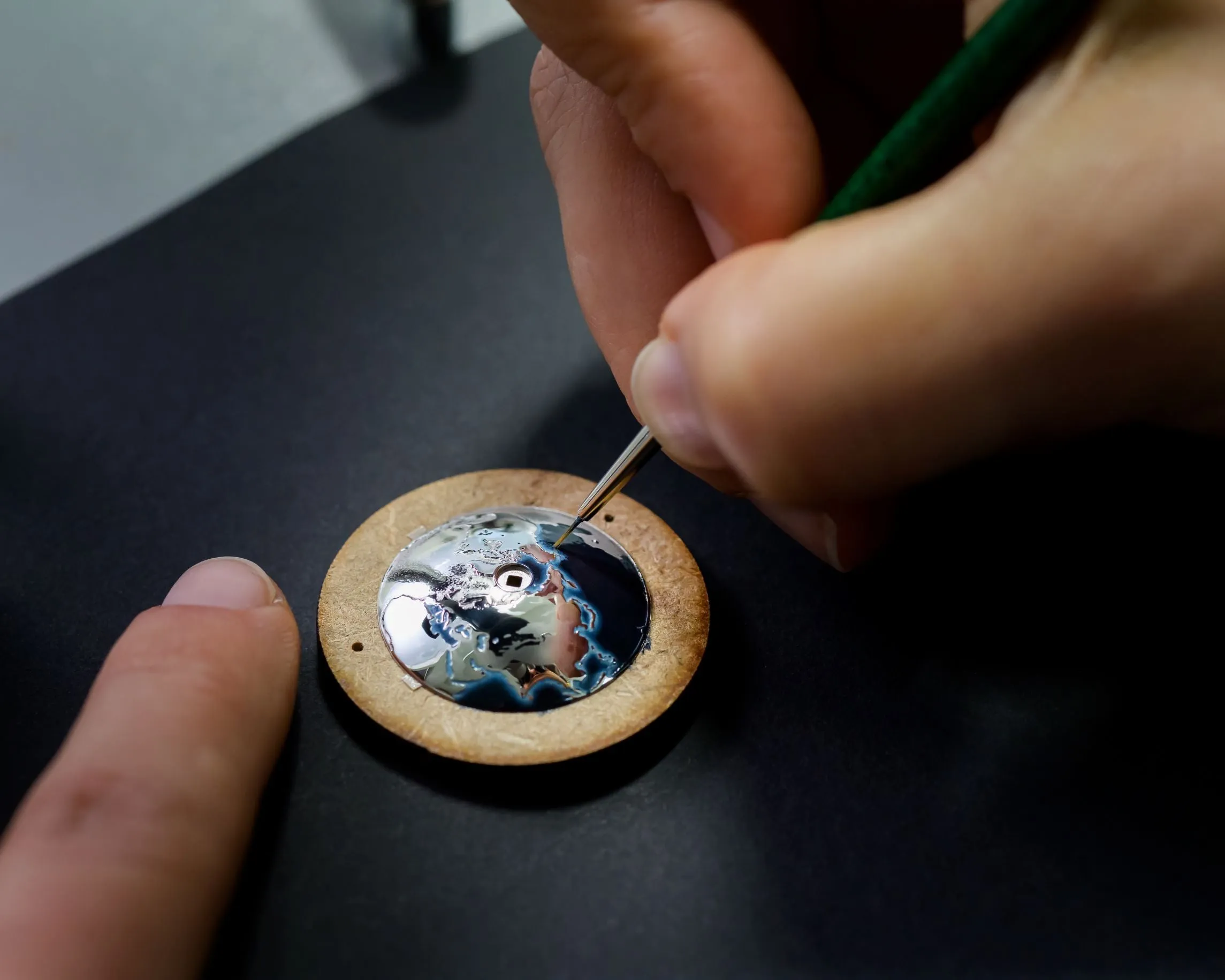Arnold & Son Watch Globetrotter Steel Blue Limited Edition