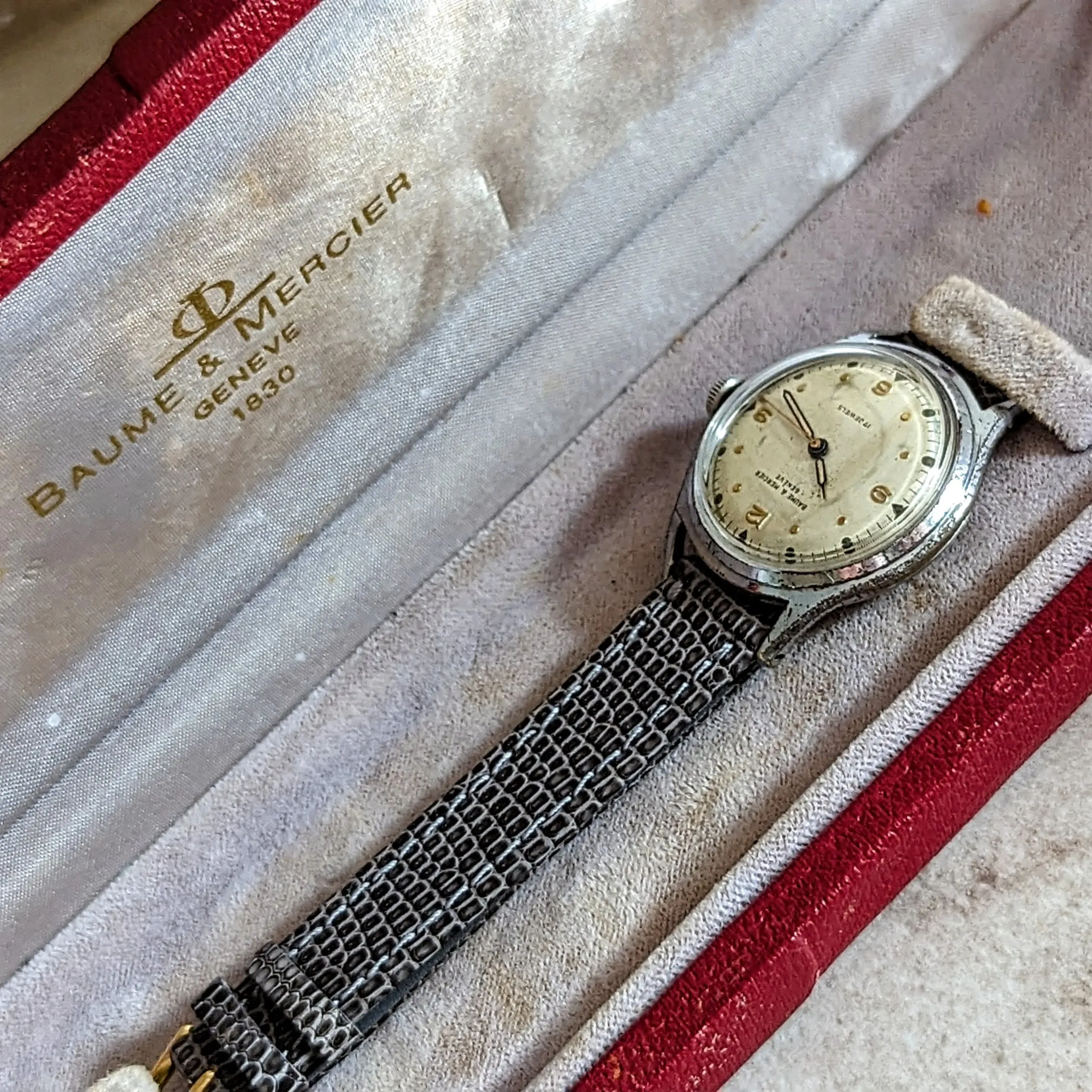 BAUME & MERCIER Geneve Watch Cal. ETA 1080 17 Jewels Vintage Swiss Wristwatch