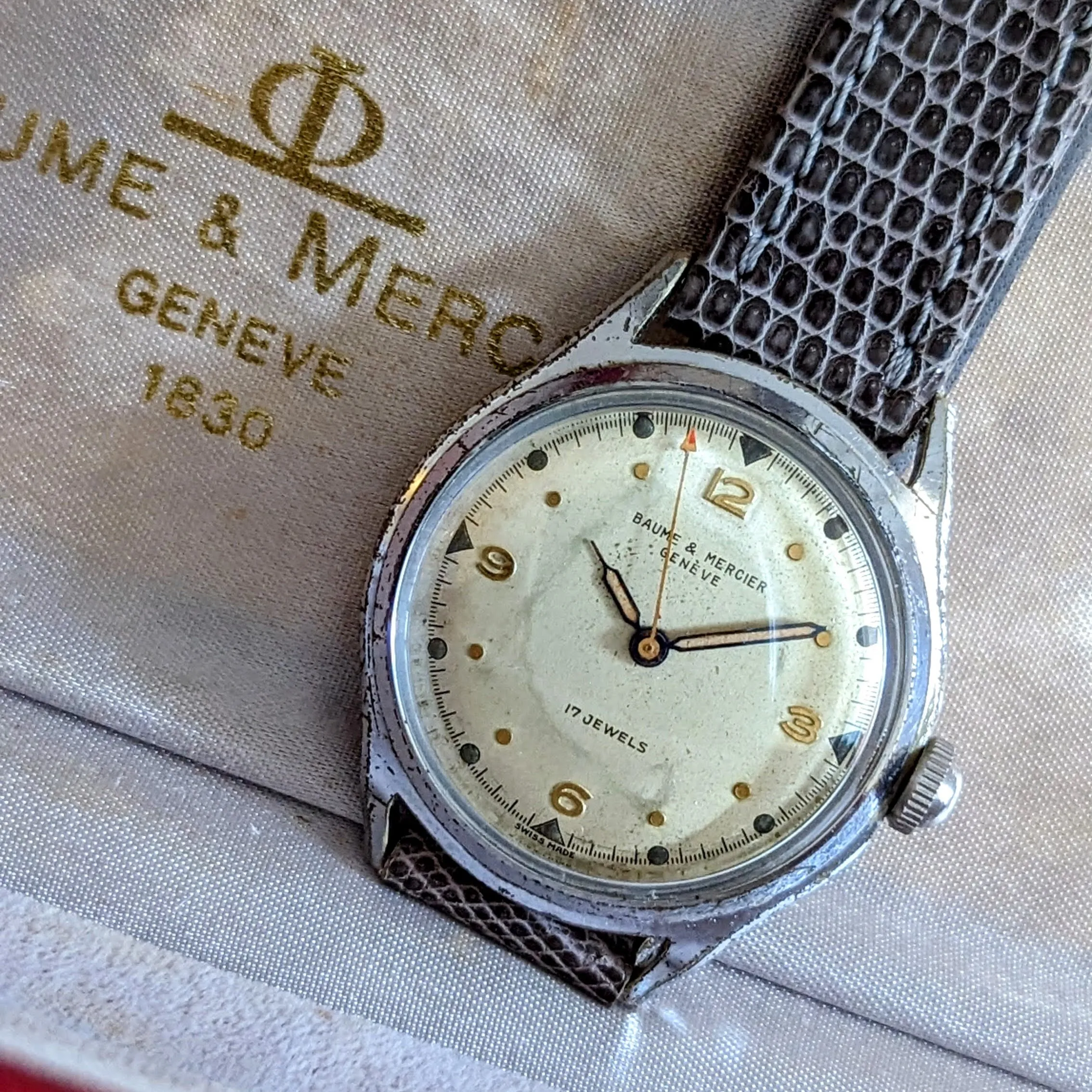 BAUME & MERCIER Geneve Watch Cal. ETA 1080 17 Jewels Vintage Swiss Wristwatch