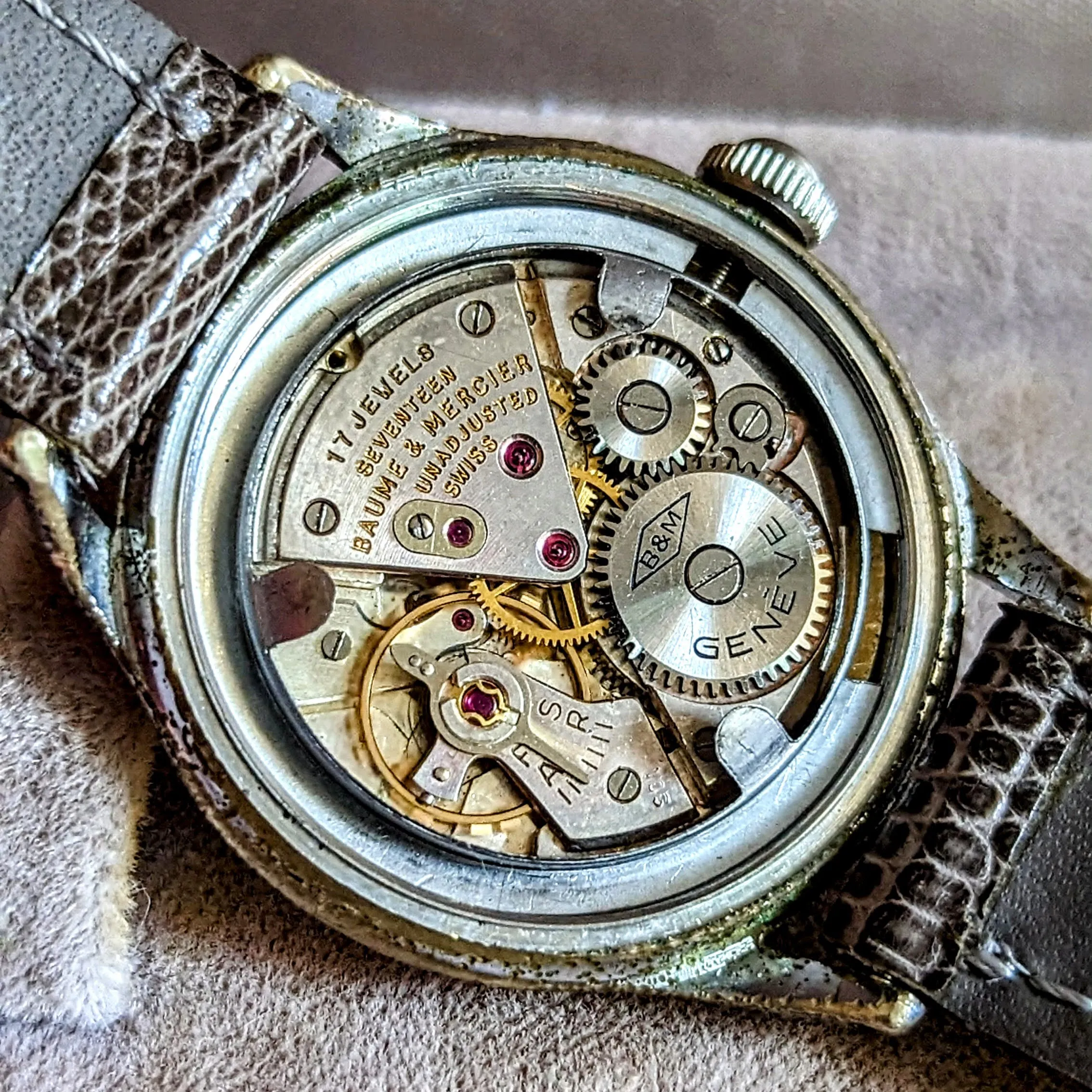 BAUME & MERCIER Geneve Watch Cal. ETA 1080 17 Jewels Vintage Swiss Wristwatch