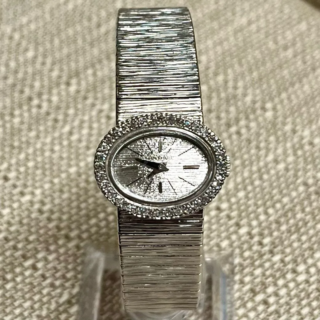 BAUME & MERCIER Ladies Solid White Gold Watch w/ 40 Diamonds! - $30K APR w/ COA!