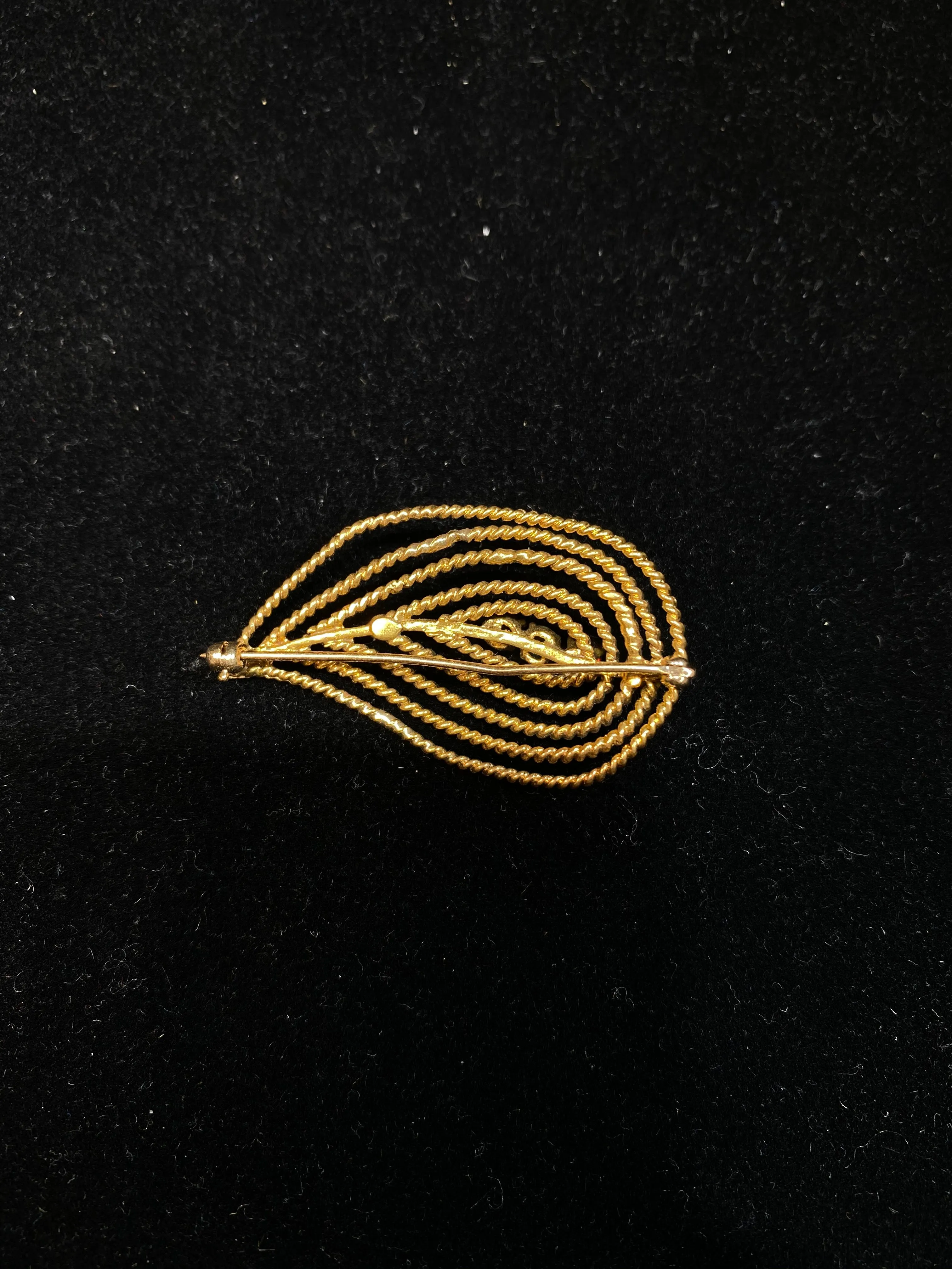 BEAUTIFUL Unique Design Solid Yellow Gold Brooch Pin w/ Garnet & CZ Stones - $6K Appraisal Value! }