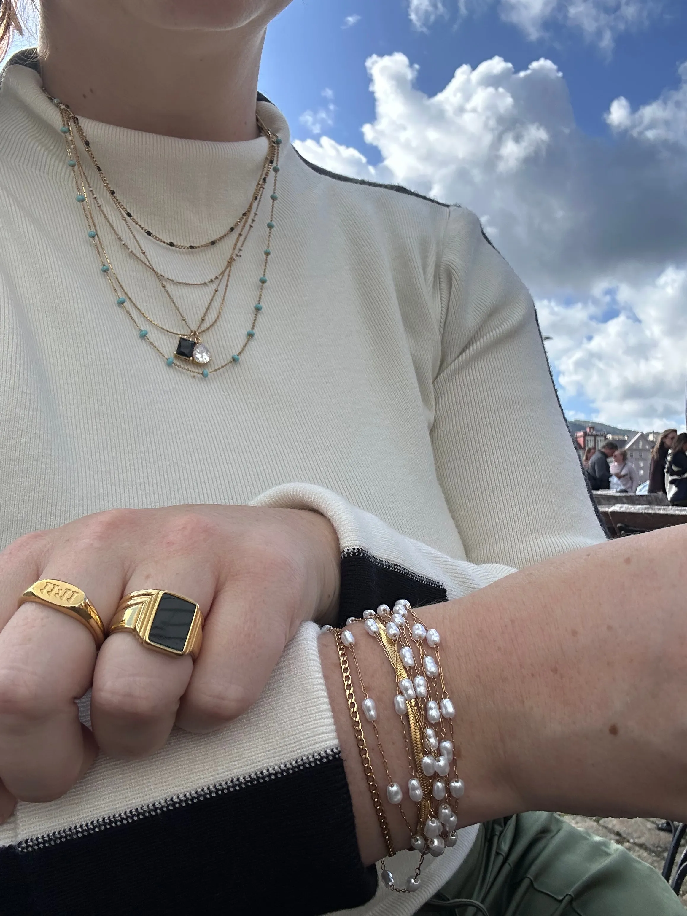 Black Vintage Power Ring