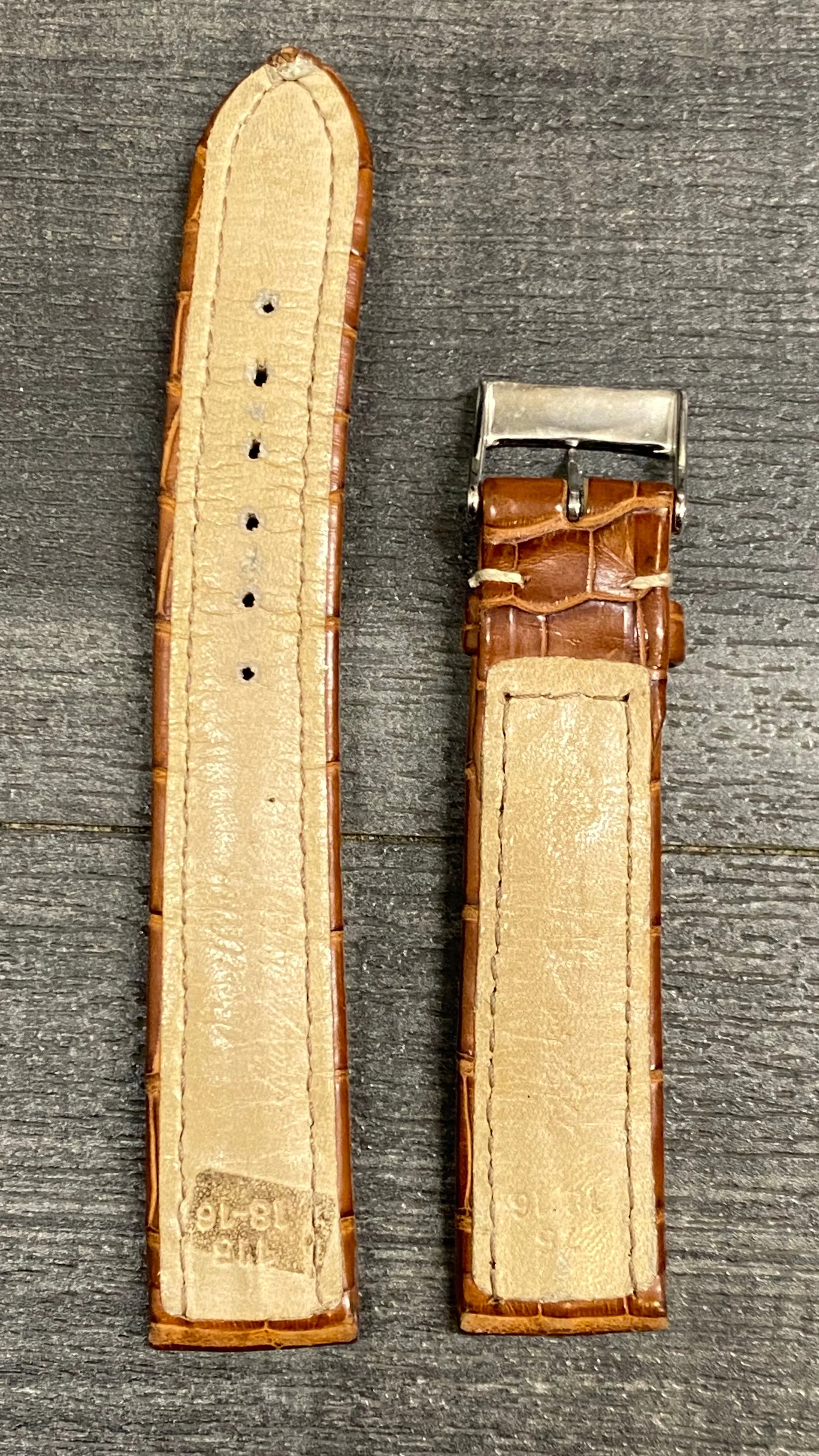 BREITLING Brown Padded Crocodile Leather Watch Strap - $700 APR VALUE w/ CoA! ✓