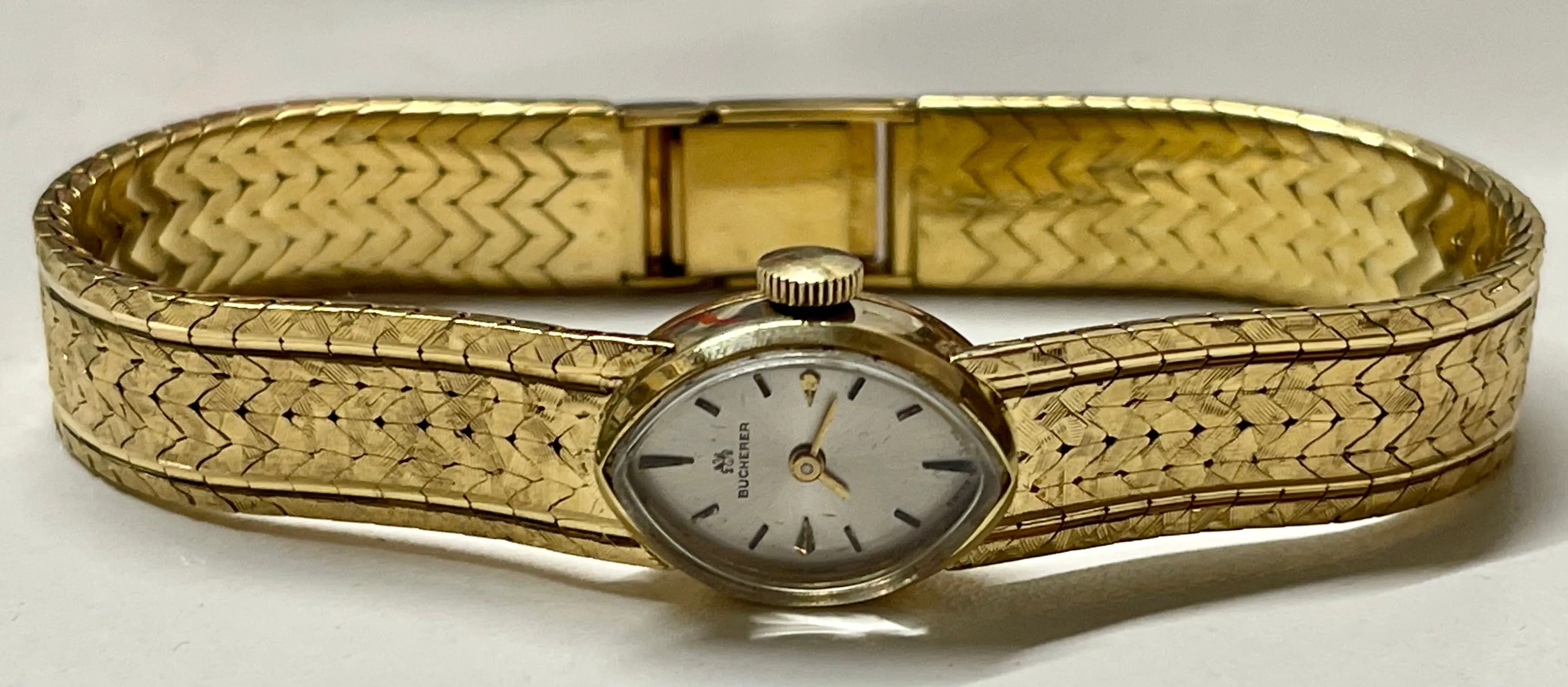 BUCHERER Vintage Unique 18K YG w/ 18K YG Bracelet Ladies Watch- $20K APR w/ COA!