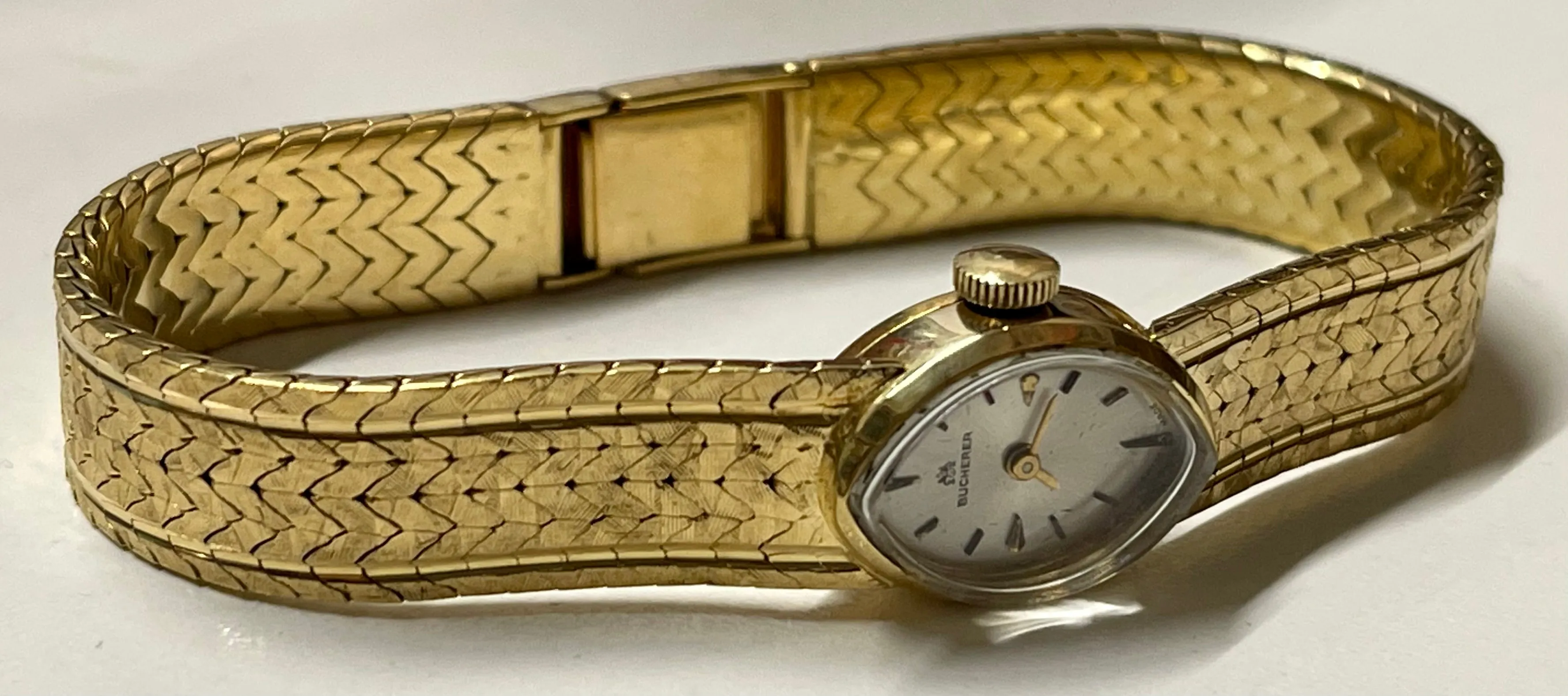 BUCHERER Vintage Unique 18K YG w/ 18K YG Bracelet Ladies Watch- $20K APR w/ COA!