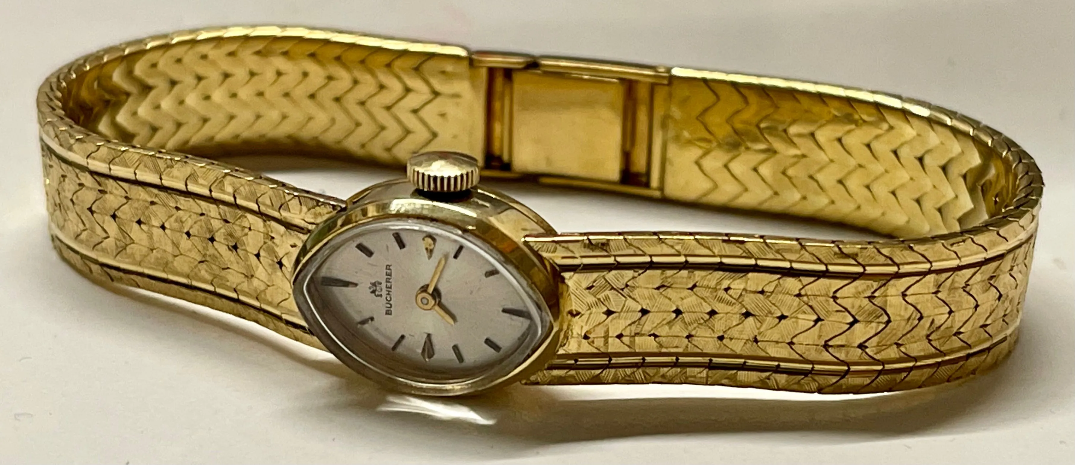 BUCHERER Vintage Unique 18K YG w/ 18K YG Bracelet Ladies Watch- $20K APR w/ COA!