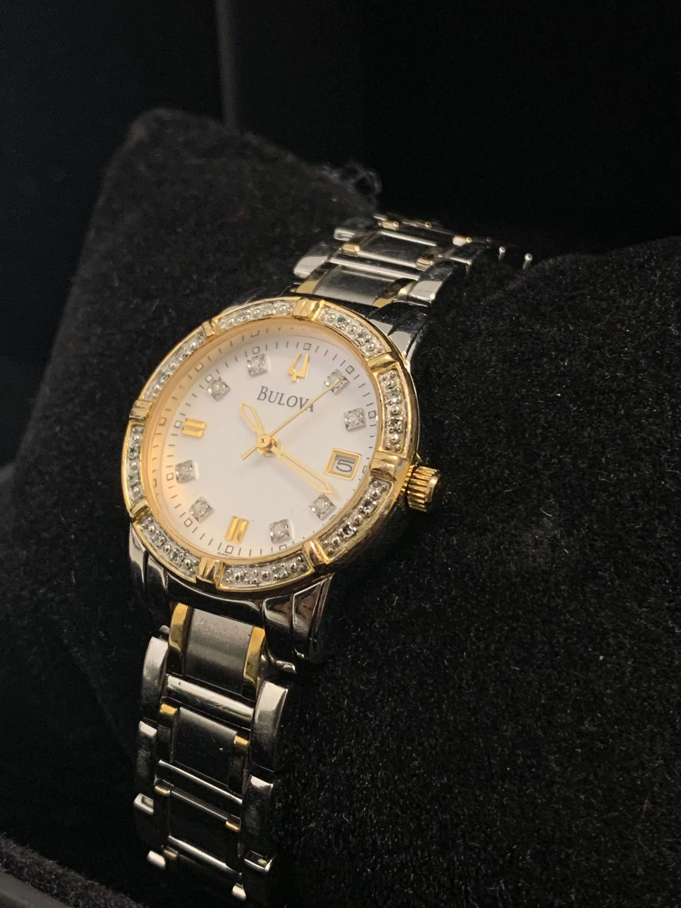 BULOVA Beautiful Ladies Stainless Steel Wristwatch w/ 24 Diamonds! - $2K APR Value w/ CoA! ✓