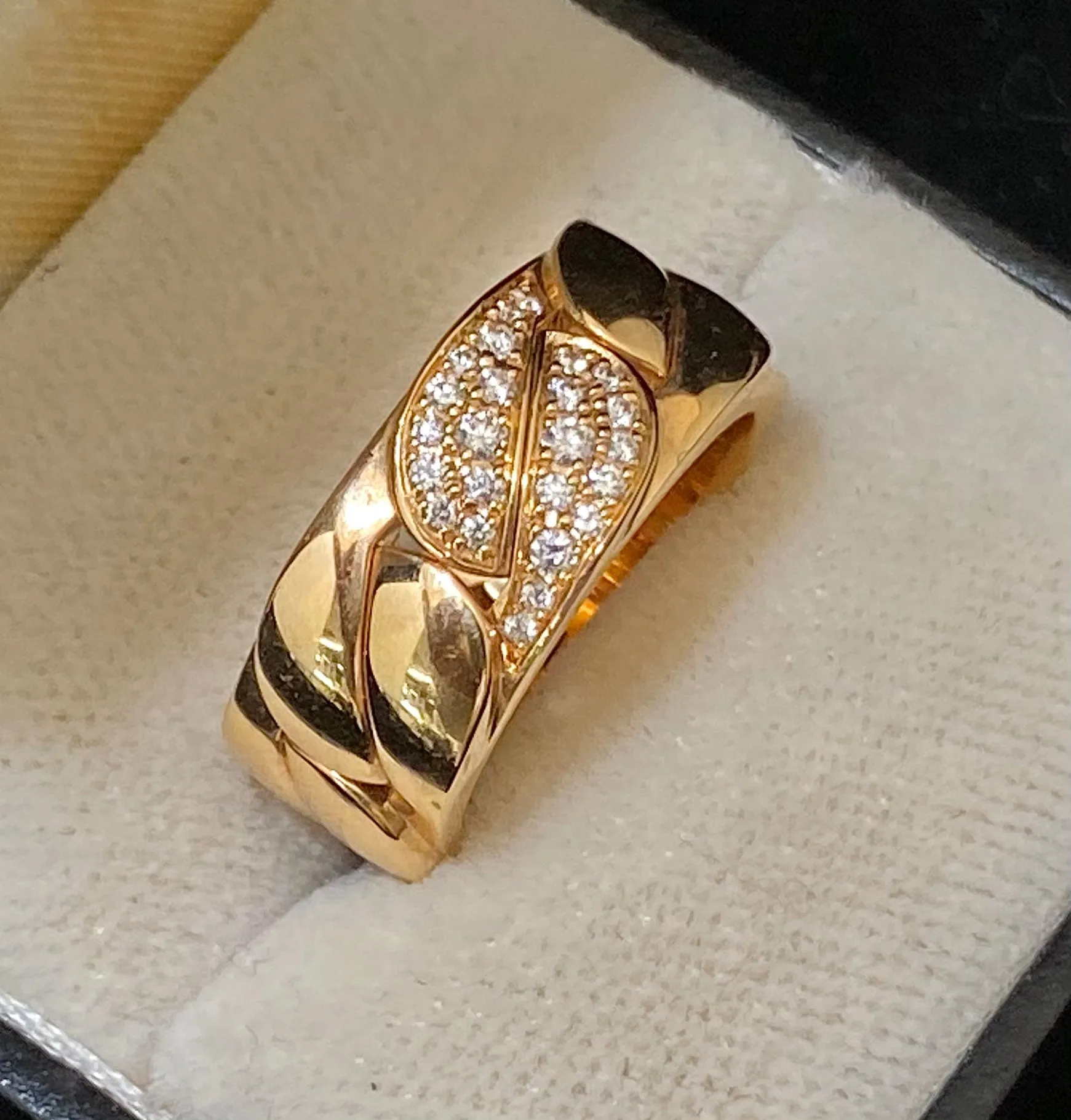CARTIER Brand-New Vintage Design 18K Rose Gold with 24 Diamonds Ring - $20K Appraisal Value w/CoA}