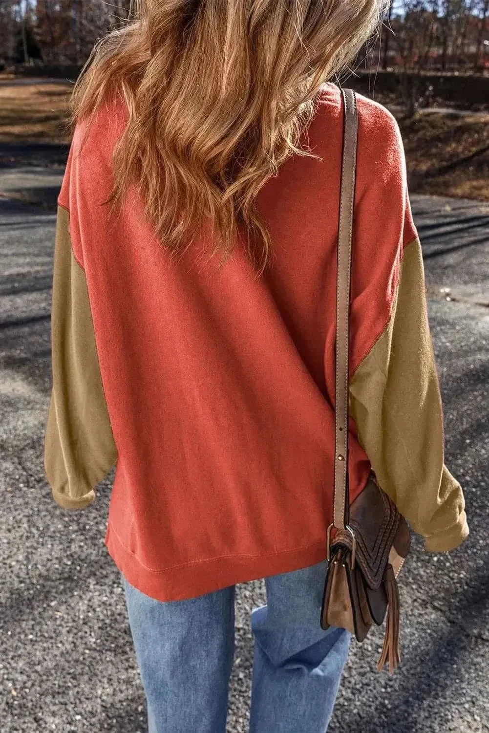 Color-blocked long sleeve sweatshirt