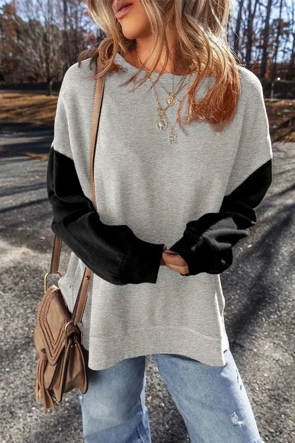 Color-blocked long sleeve sweatshirt