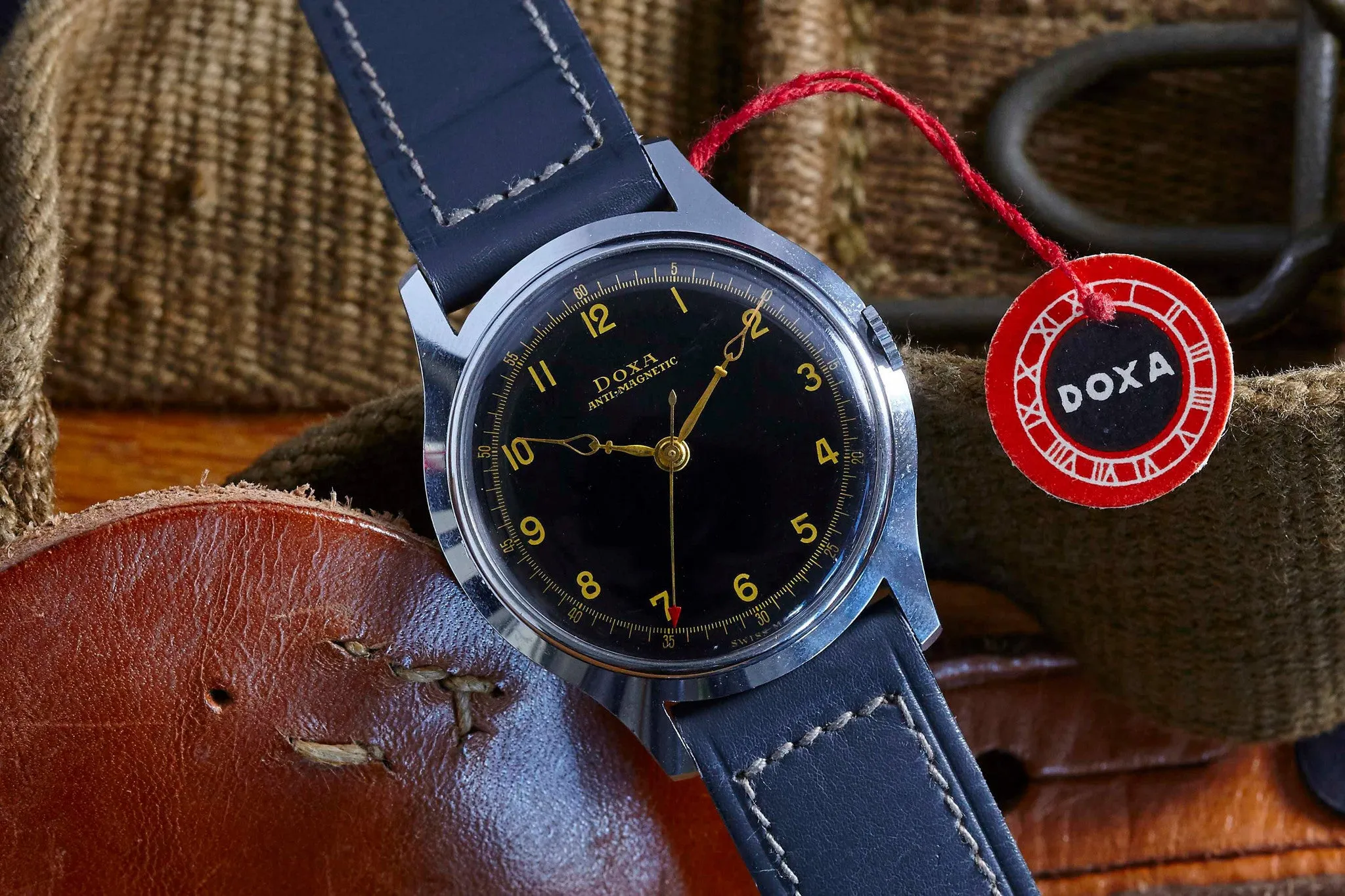 DOXA Antimagnetique