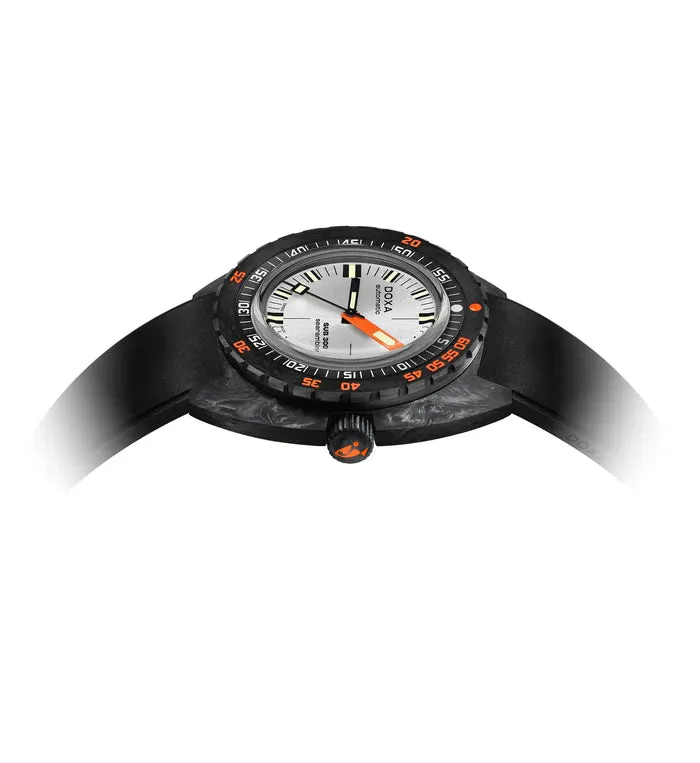 DOXA Sub 300 Carbon Searambler Black - 822.70.021.20