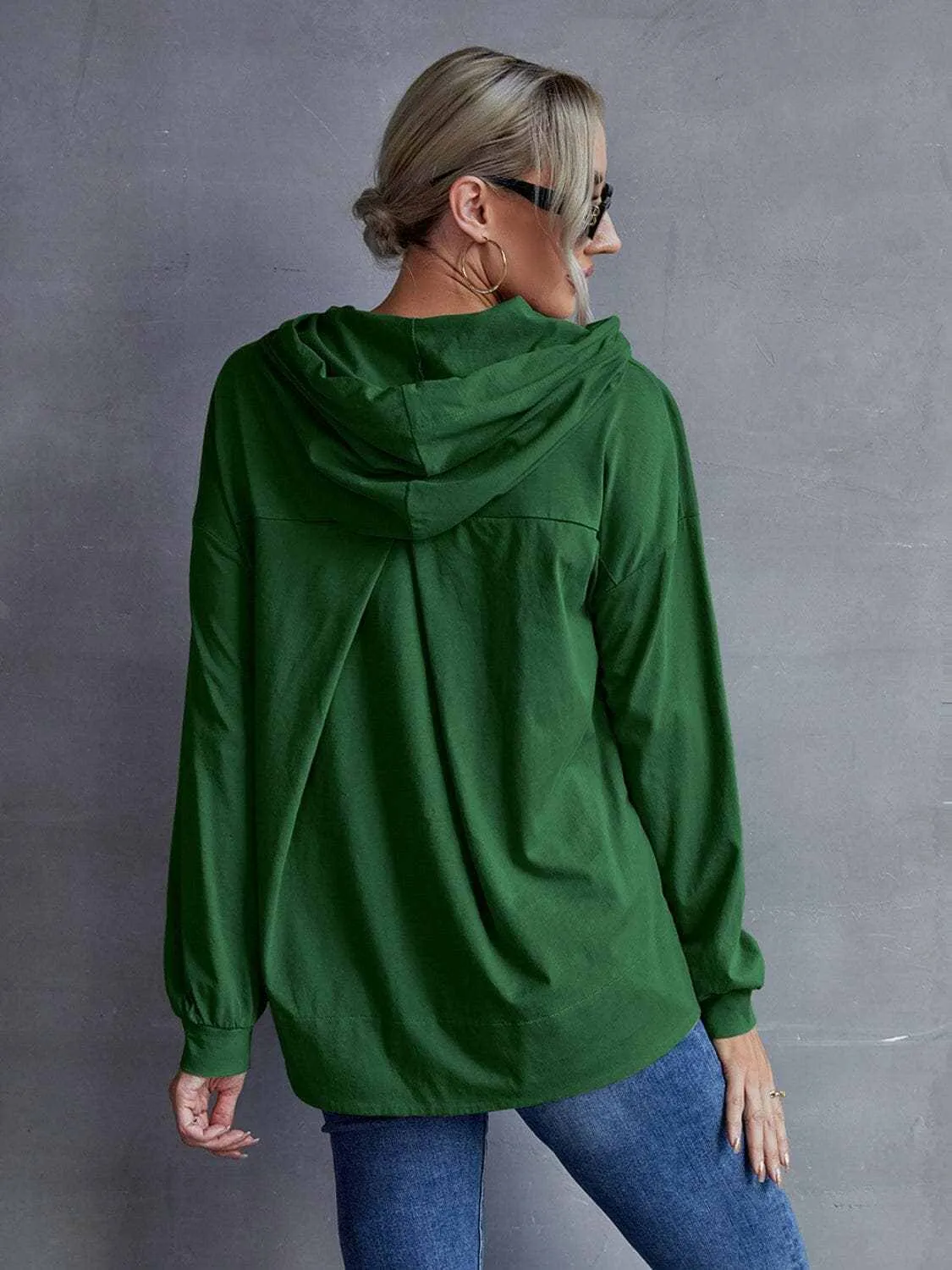 Dropped shoulder hoodie with pockets