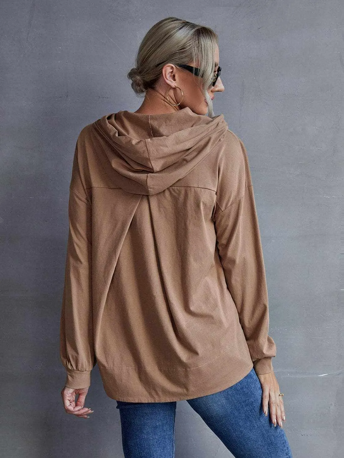 Dropped shoulder hoodie with pockets