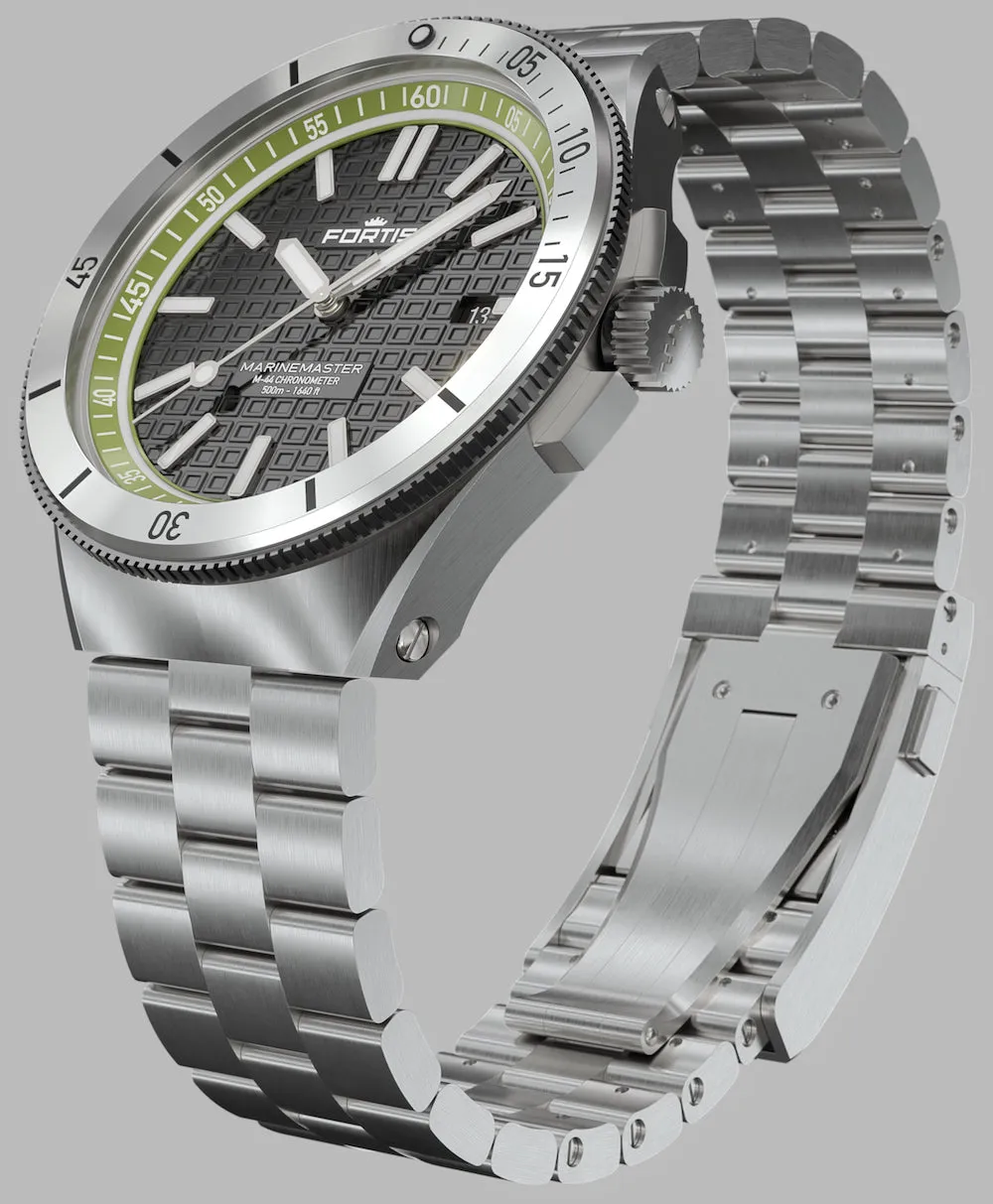 Fortis Marinemaster M 44 Woodpecker Green Bracelet