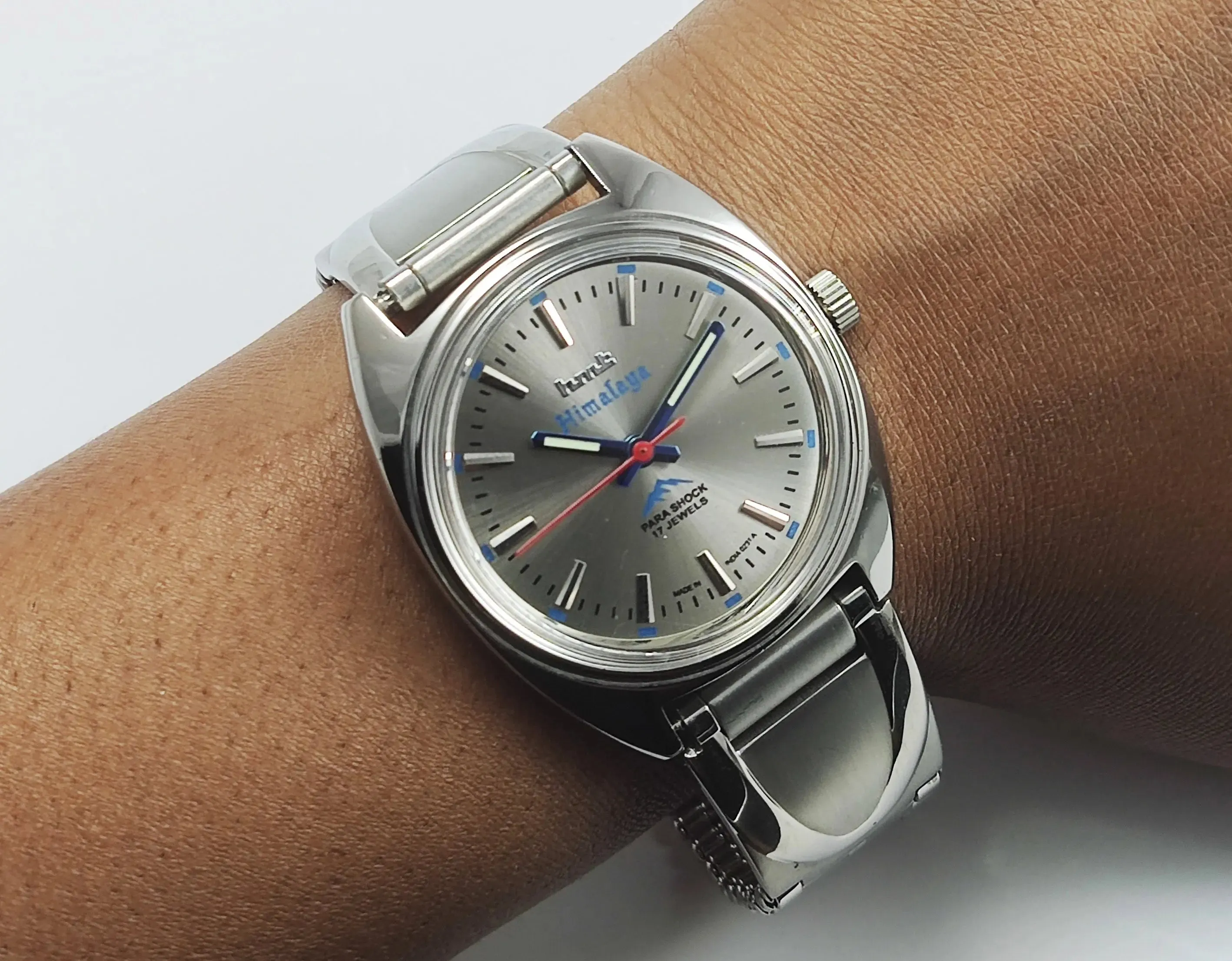HMT Himalaya Para Shock 17 Jewels Radium Hands Gray Dial Transparent Back Mechanical Hand winding Men's Wrist Watch