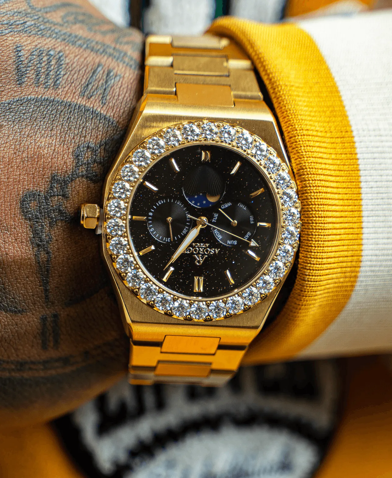 Iced diamond bezel transporter - plain straps