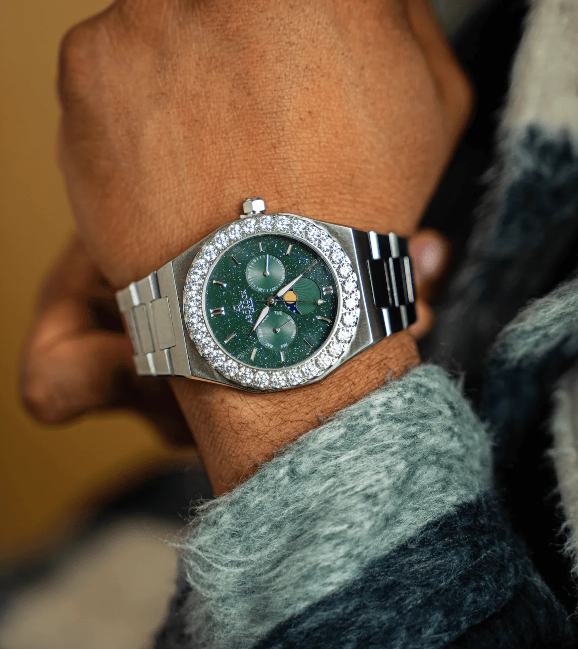 Iced diamond bezel transporter - plain straps