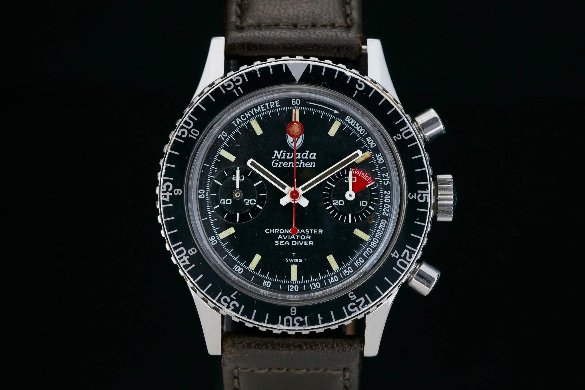Nivada Grenchen Chronomaster