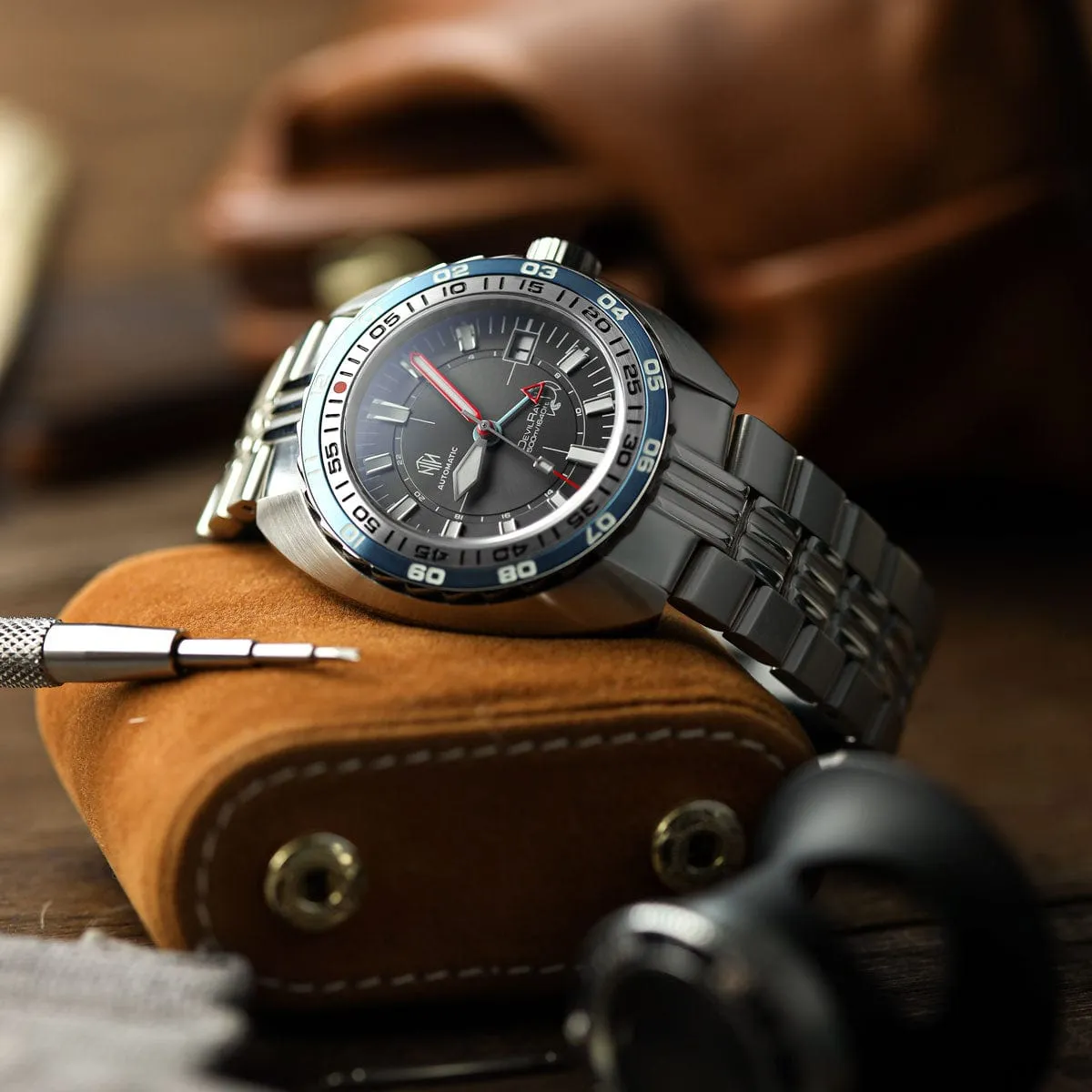 NTH DevilRay GMT - Grey Sunburst - Stainless Steel Bracelet - LIKE NEW