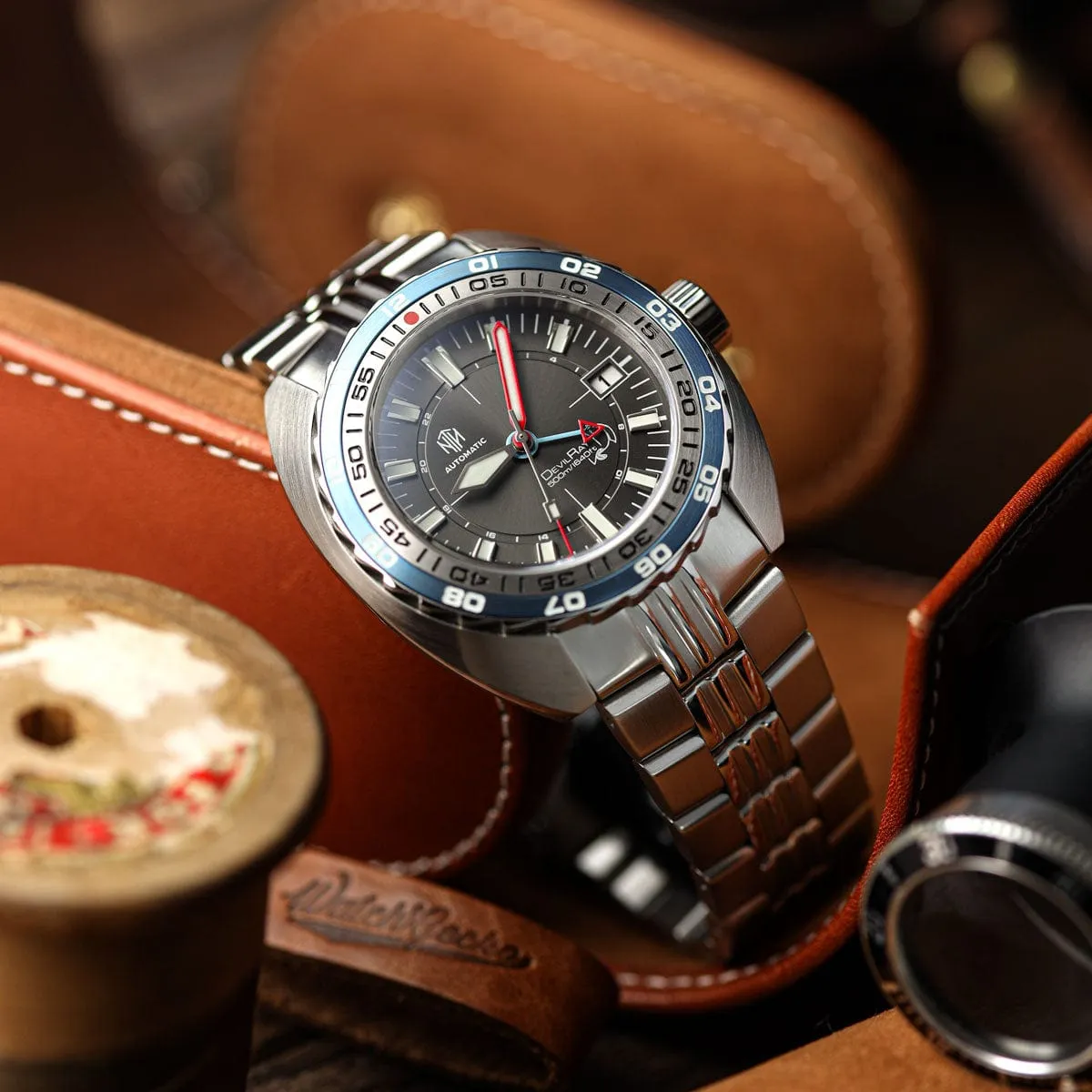 NTH DevilRay GMT - Grey Sunburst - Stainless Steel Bracelet - LIKE NEW