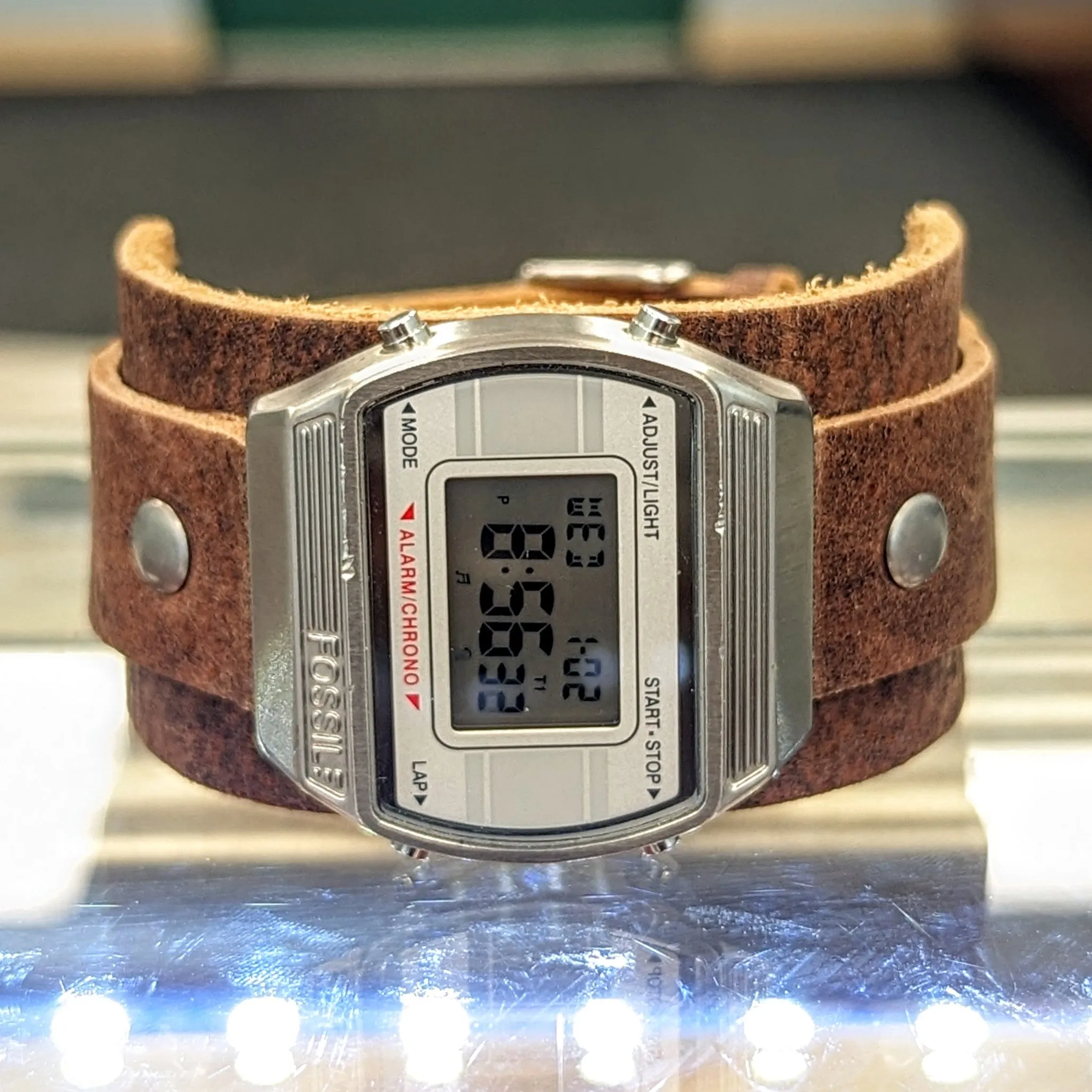 RARE Vintage FOSSIL Digital Alarm Chrono Watch JR-8857 Retro 38mm Wristwatch
