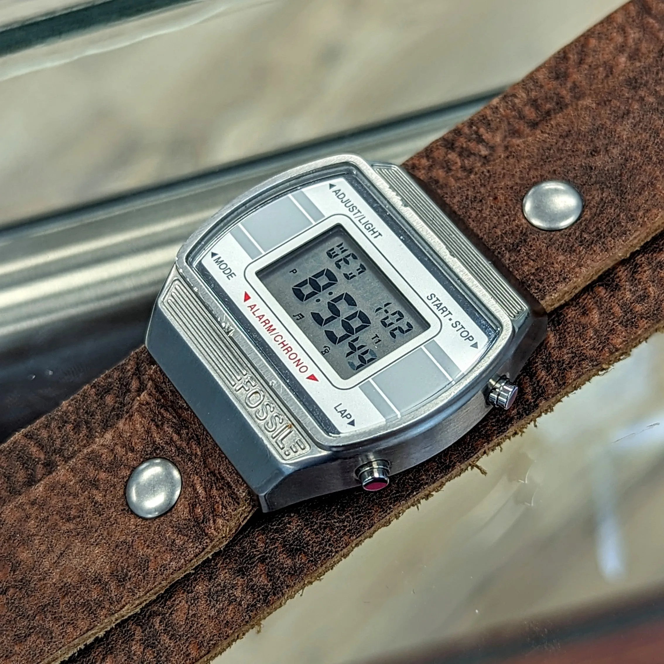 RARE Vintage FOSSIL Digital Alarm Chrono Watch JR-8857 Retro 38mm Wristwatch