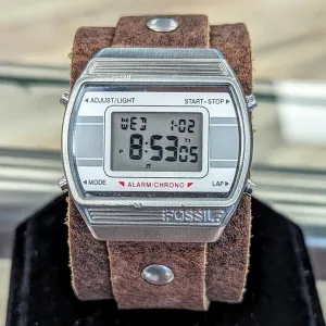 RARE Vintage FOSSIL Digital Alarm Chrono Watch JR-8857 Retro 38mm Wristwatch