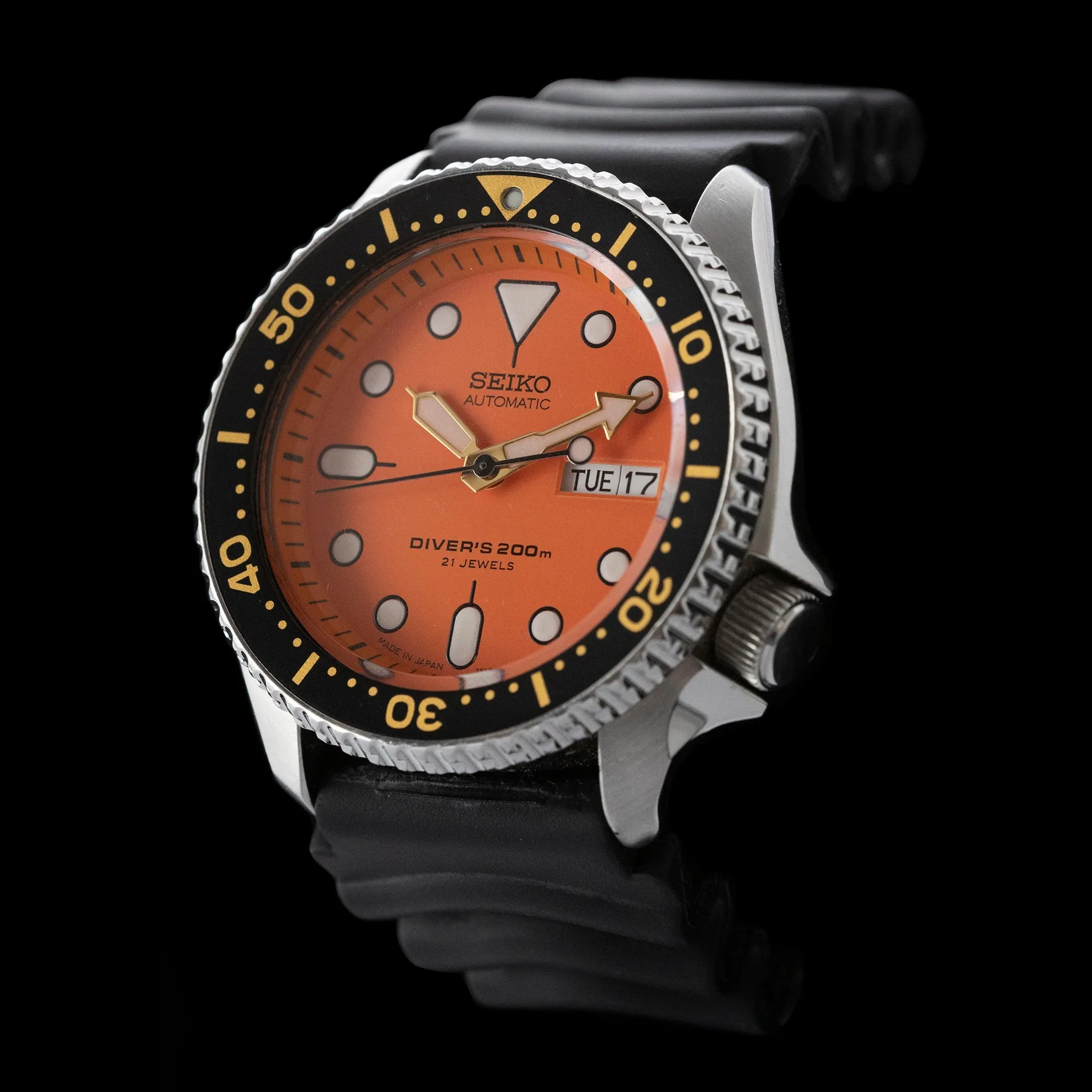 Seiko - 2009 SKX011J1 “Orange”