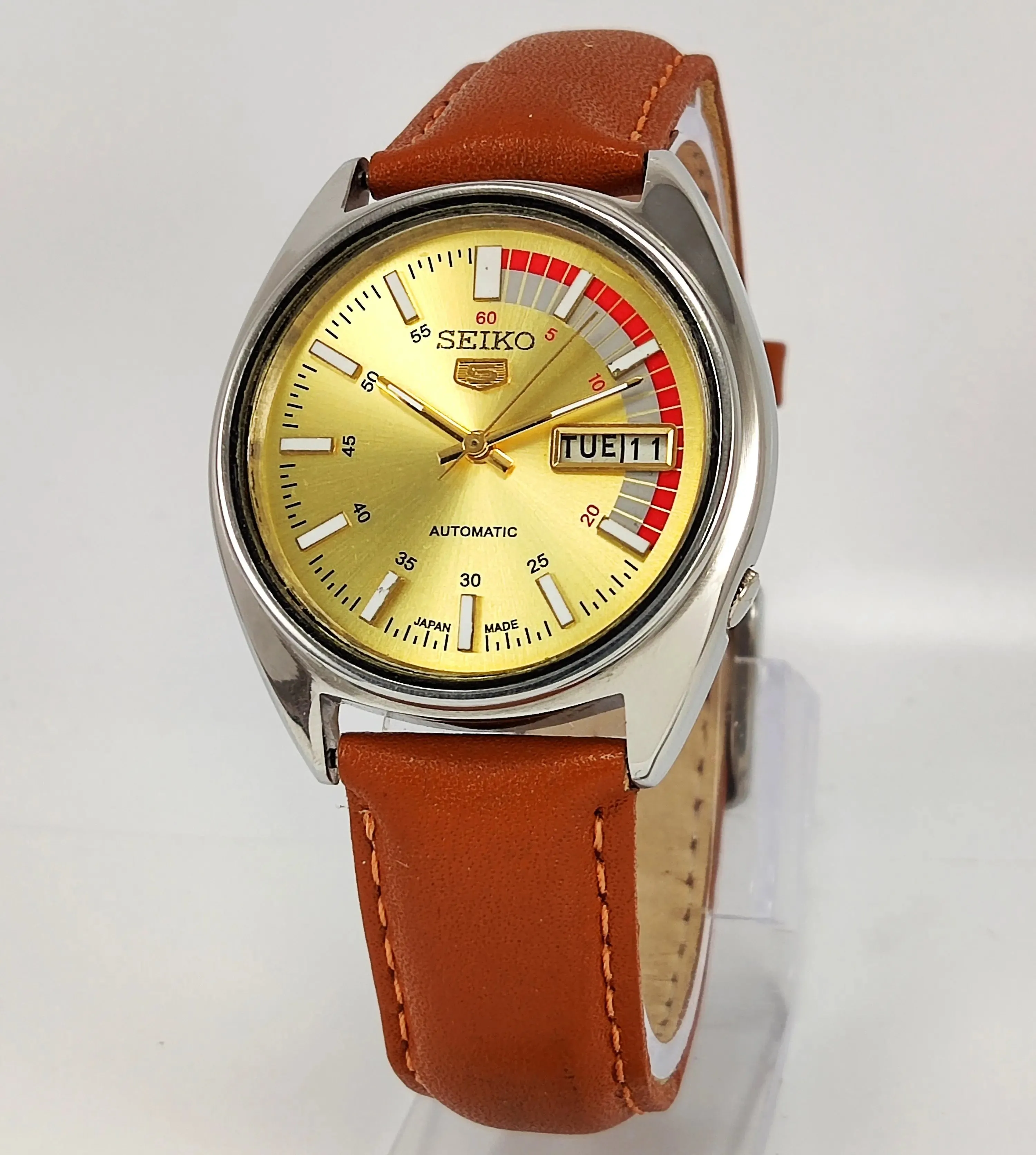 Seiko 5 6309 Golden Dial 17 Jewels Automatic Day Date Men's Watch